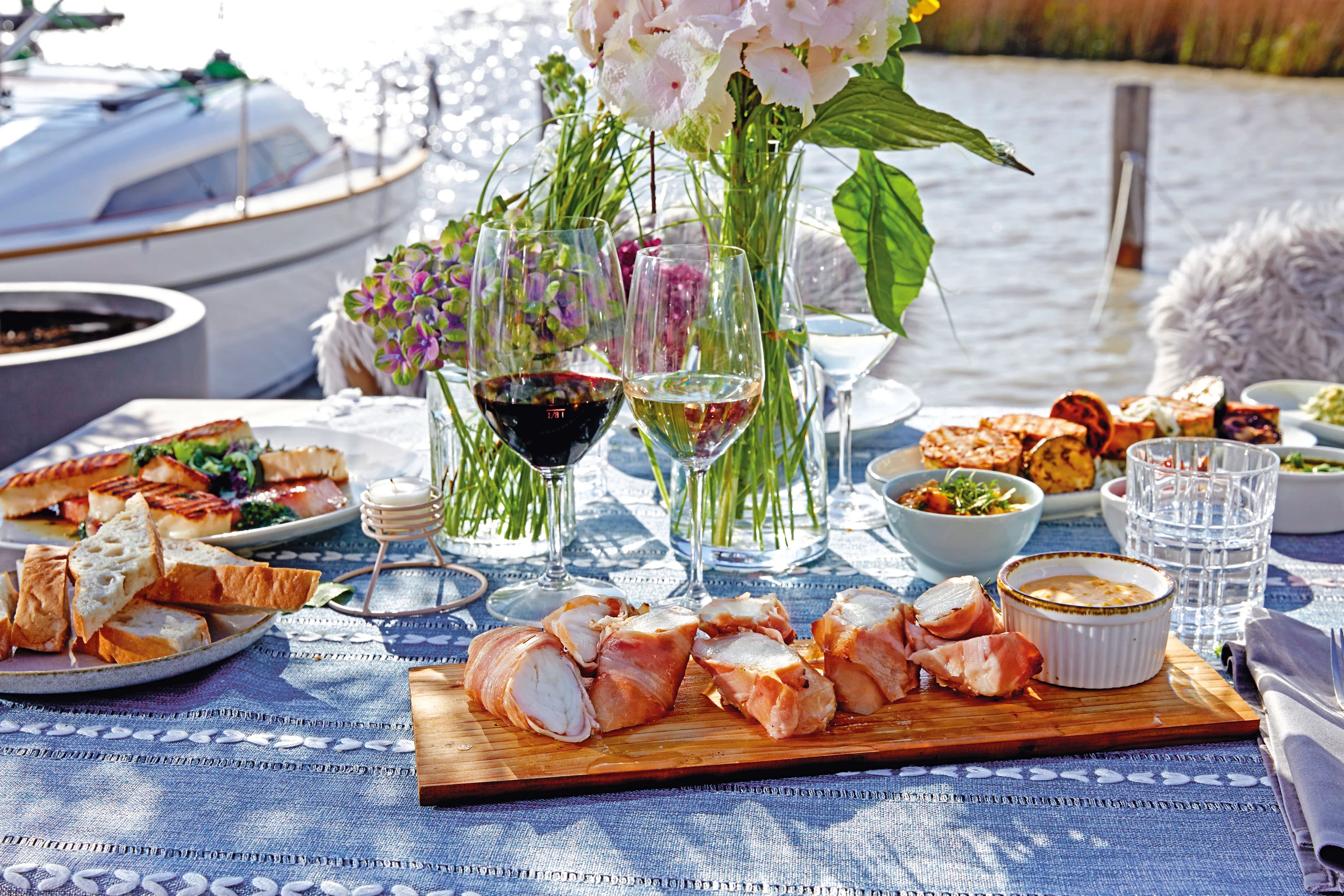 Seeteufel in Pancetta mit Mango-Chilisauce