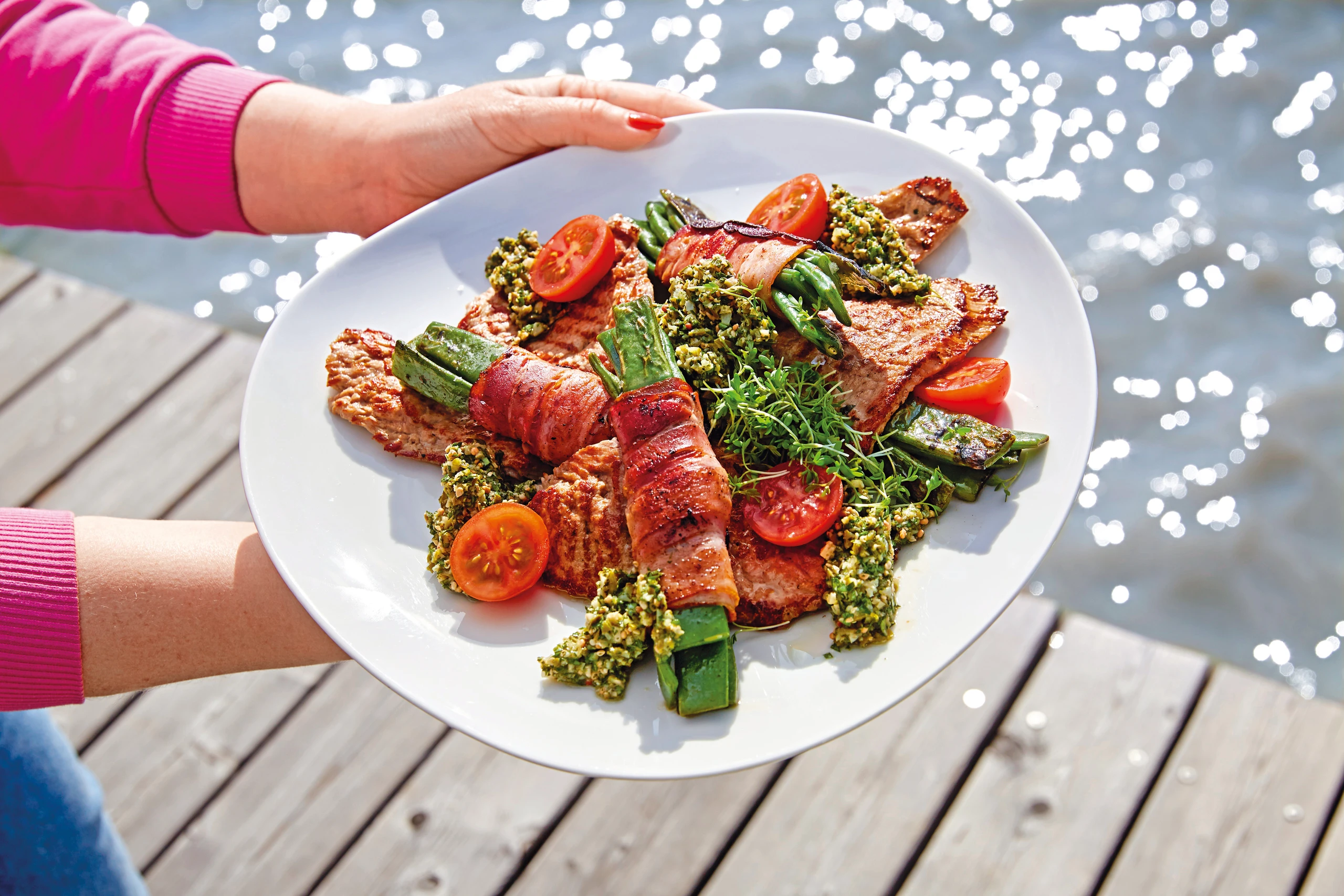 Kalbspaillard vom Grill mit Gremolata und Speckfisolen