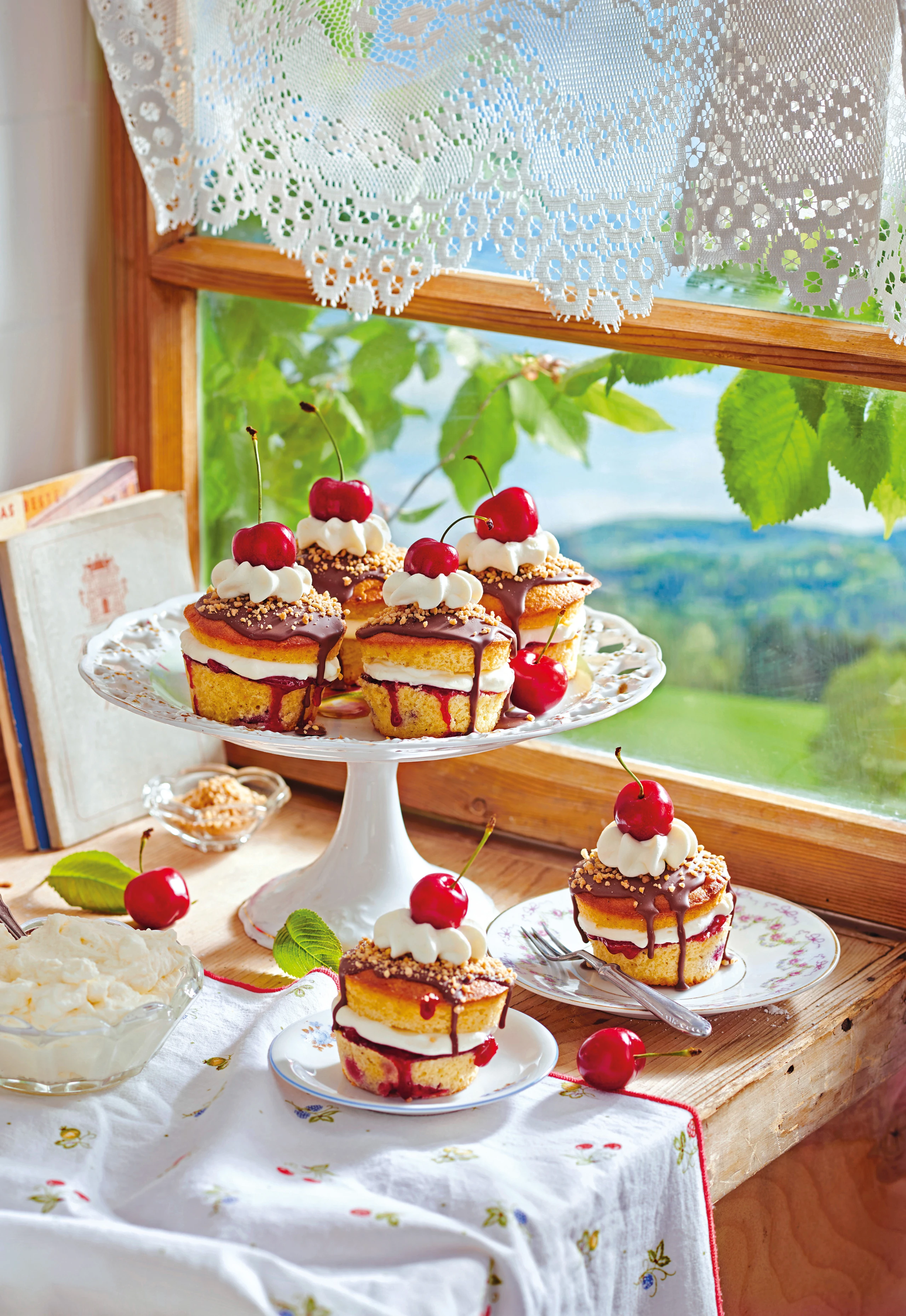 Kirschentörtchen mit Oberscreme