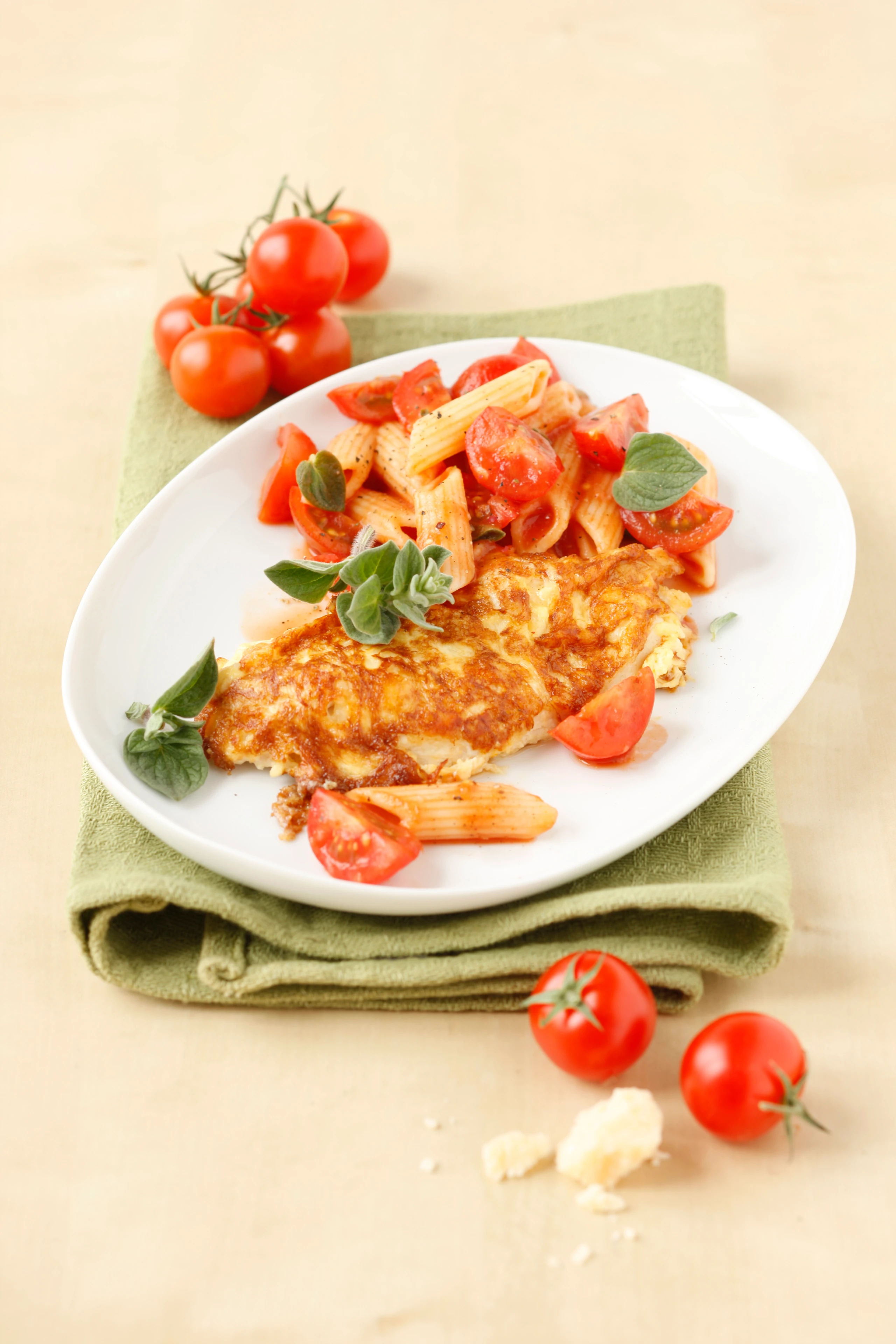 Hühner-Parmesanschnitzel mit Pasta