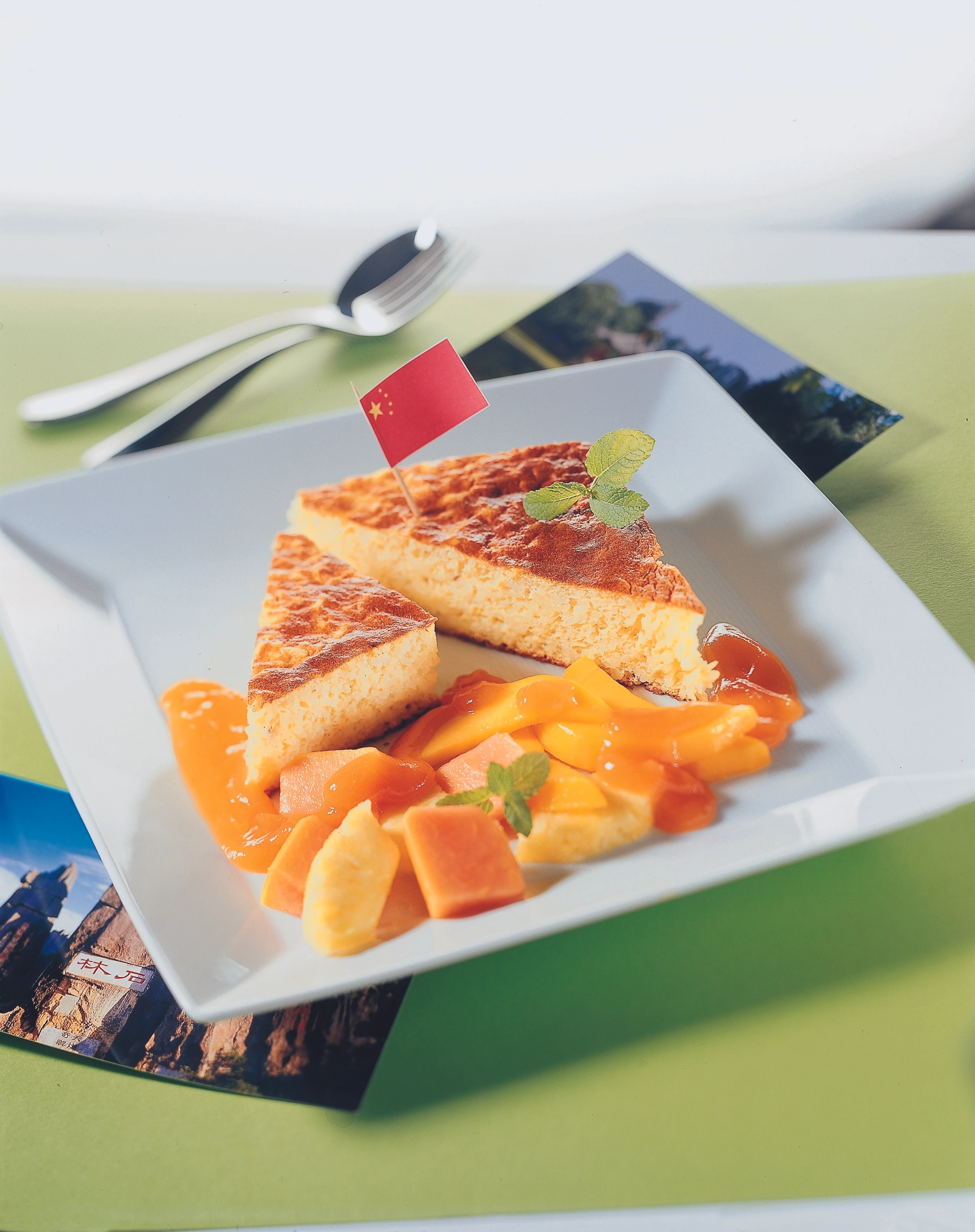 Süßer Ingwer-Reisauflauf mit Früchten