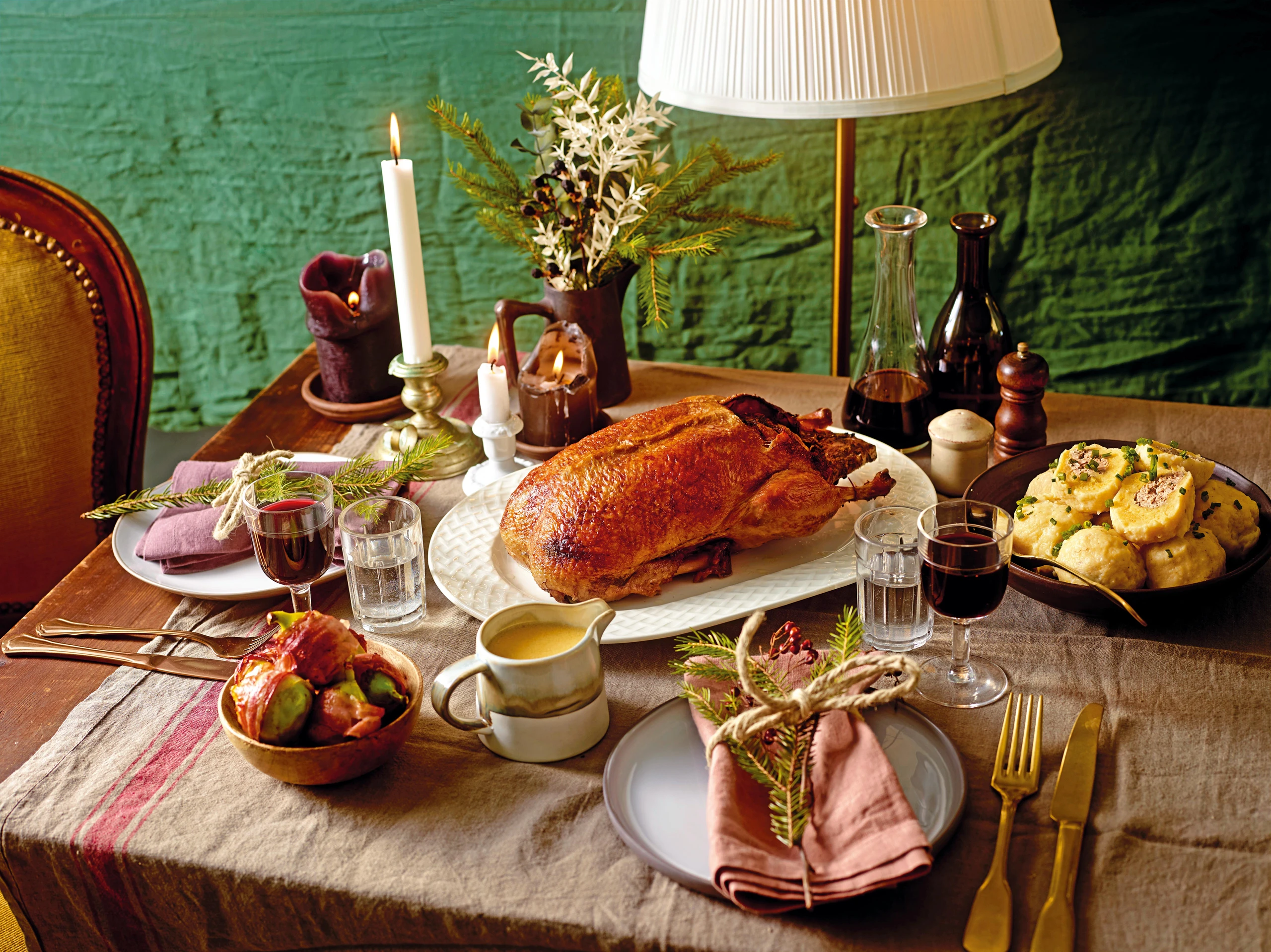 Ente mit Maroniknödeln