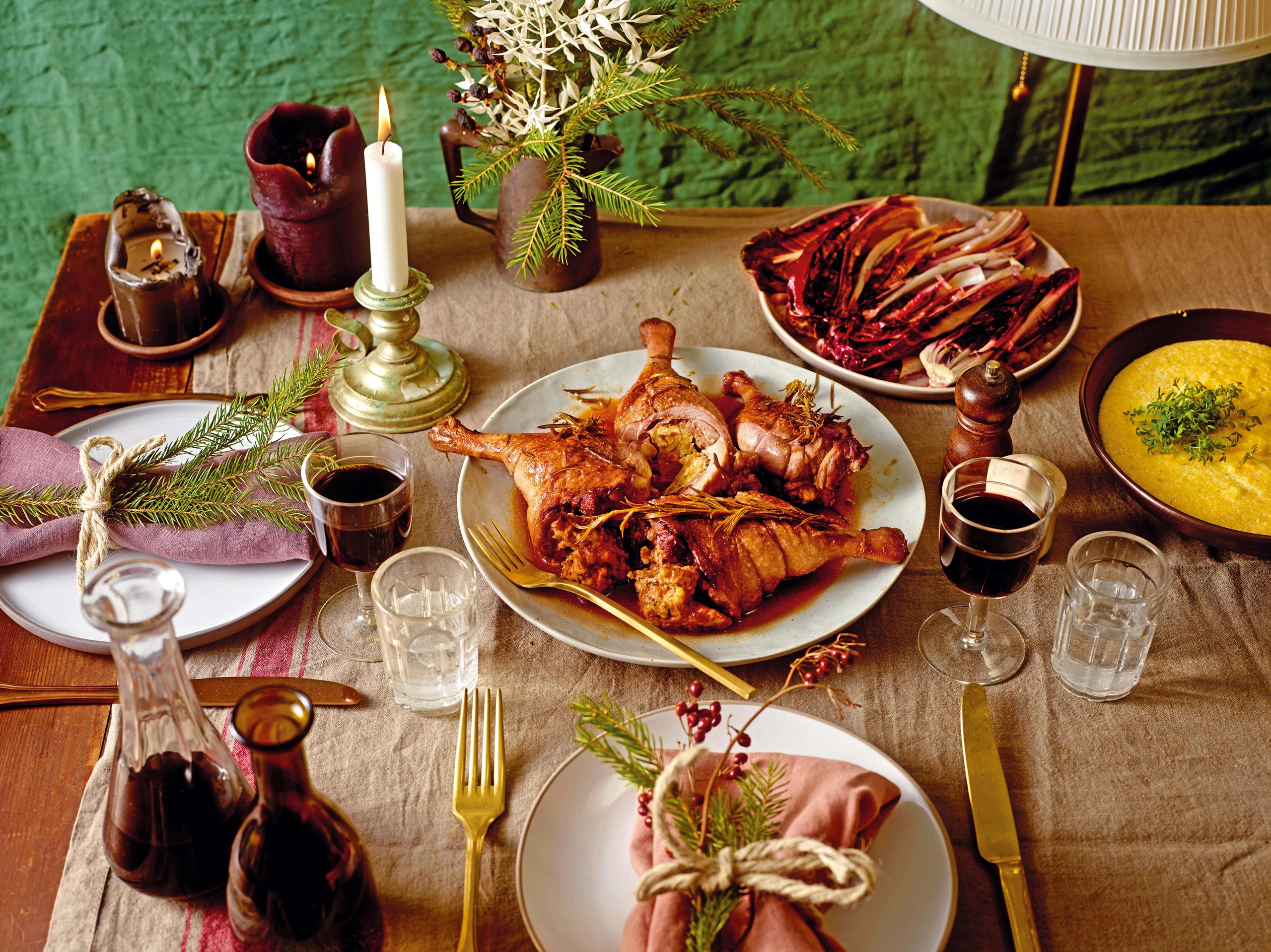 Entenkeule mit Brioche-Nussfülle