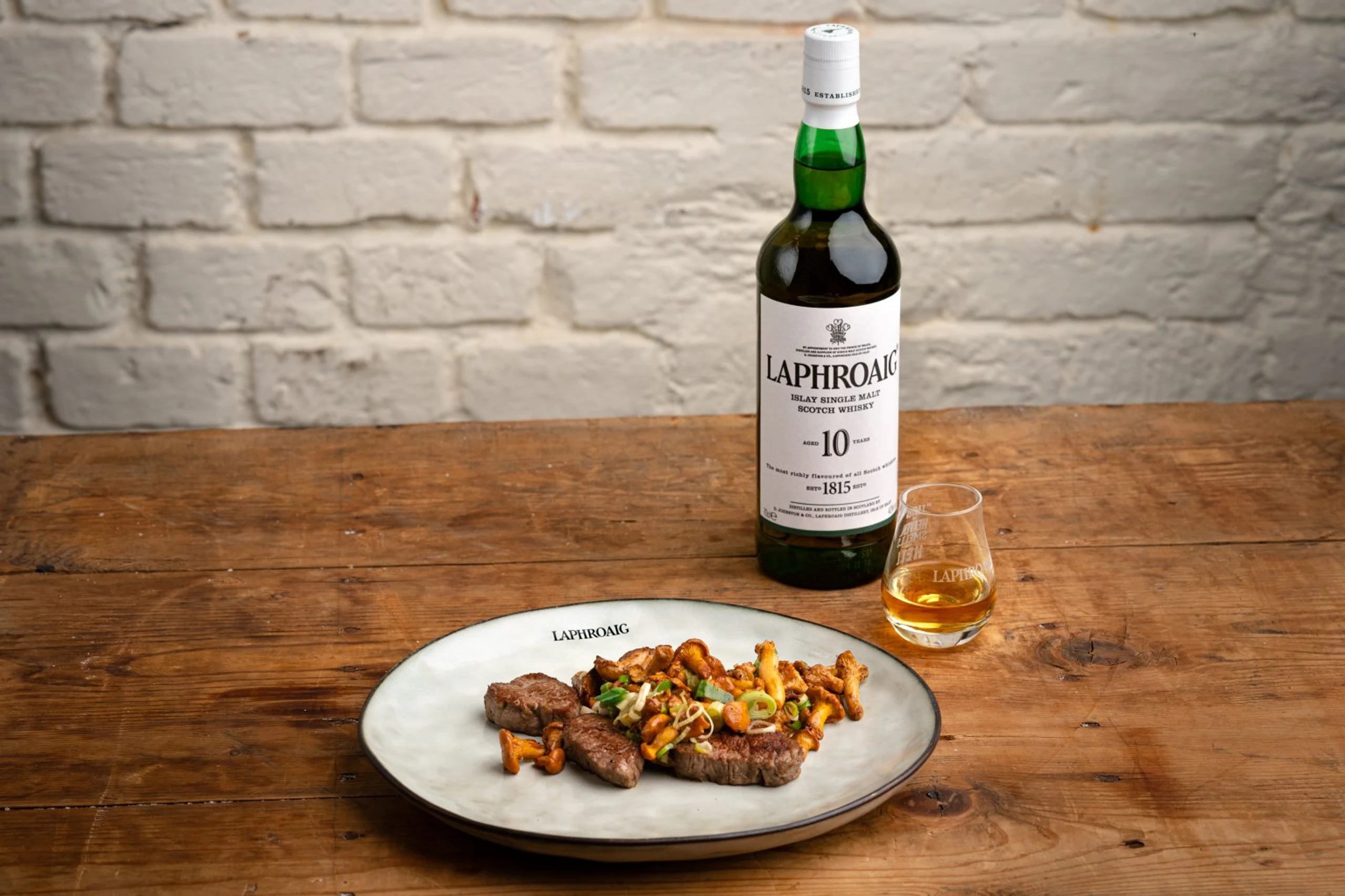 Whisky-Rauchschwammerl mit Dry-Aged-Filetspitzen