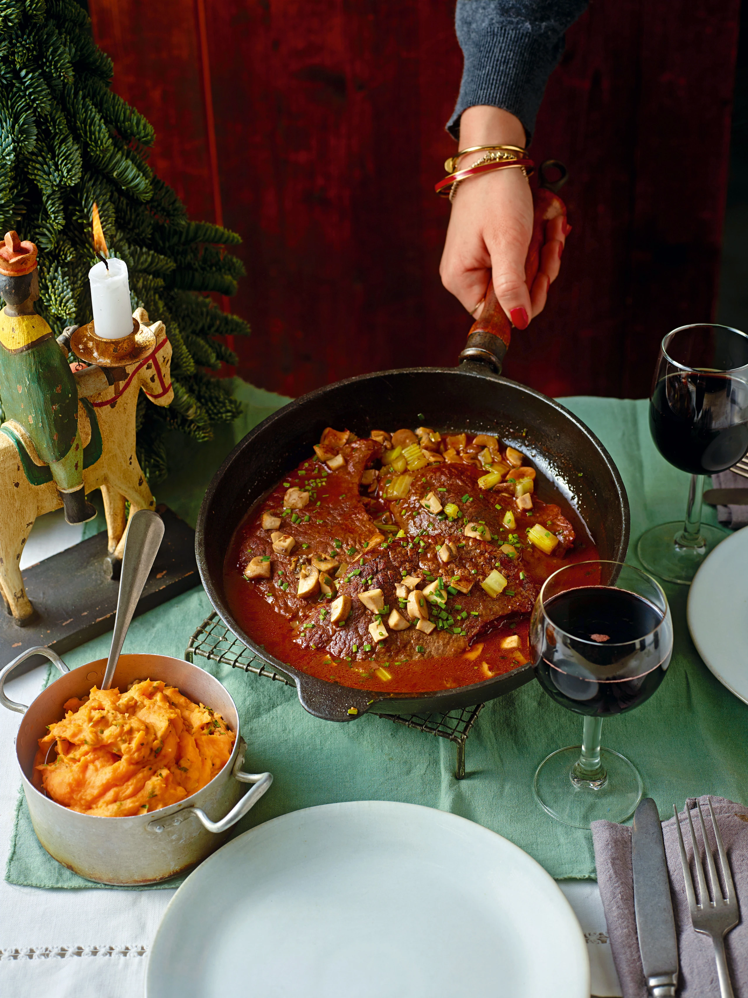 Rindschnitzel mit Süßkartoffel-Nusspüree