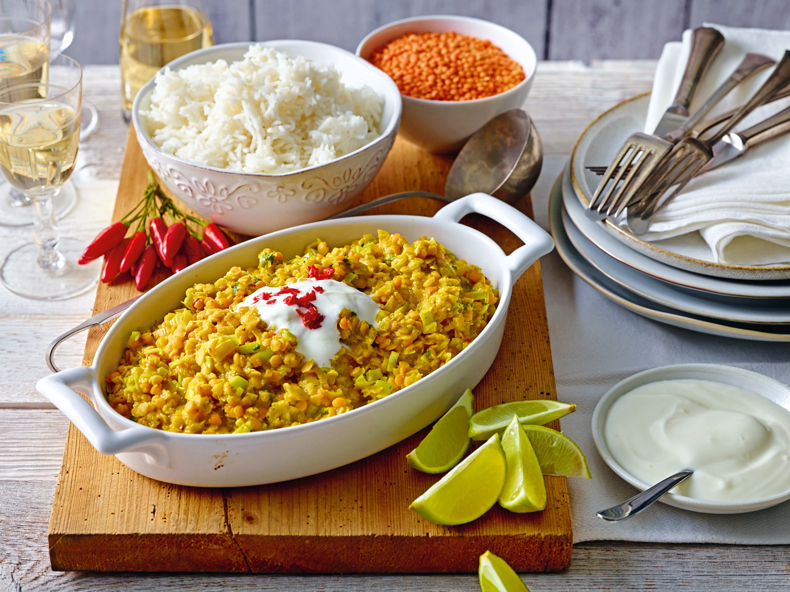 Rotes Linsen-Dal mit Joghurt und Basmatireis