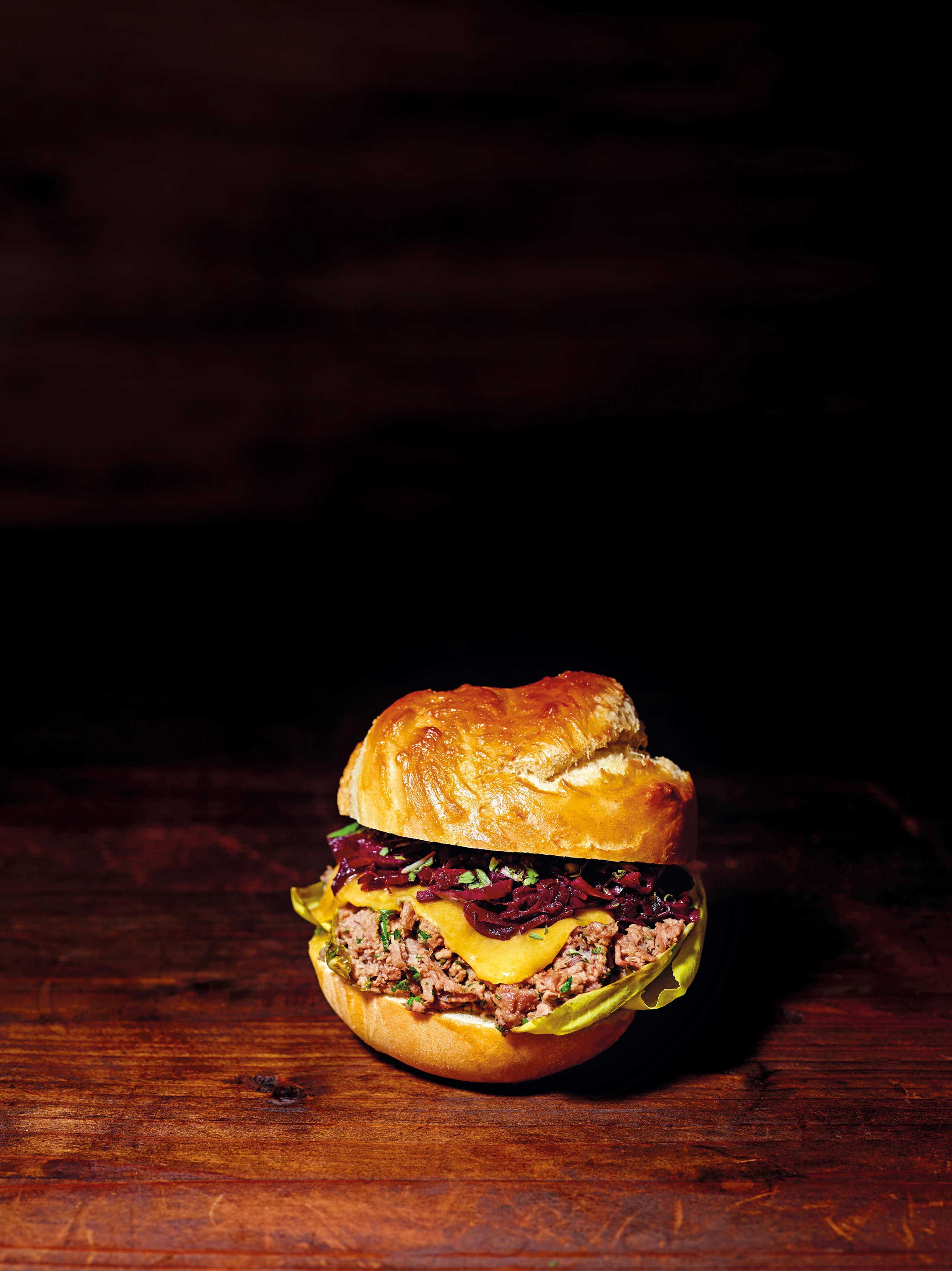 Mini-Burger mit Pulled Ente und Portwein-Schalotten