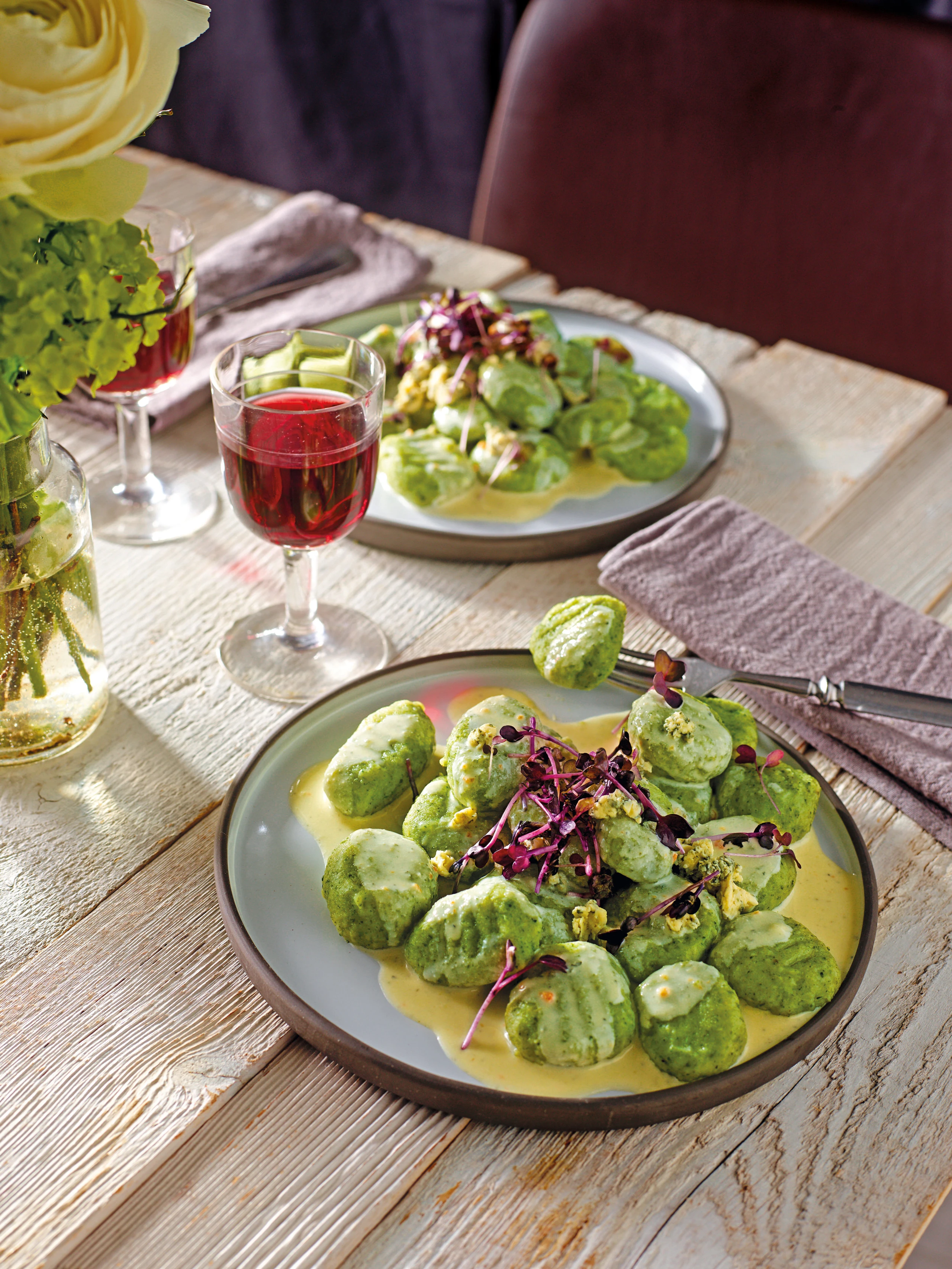 Spinatgnocchi mit Gorgonzolasauce