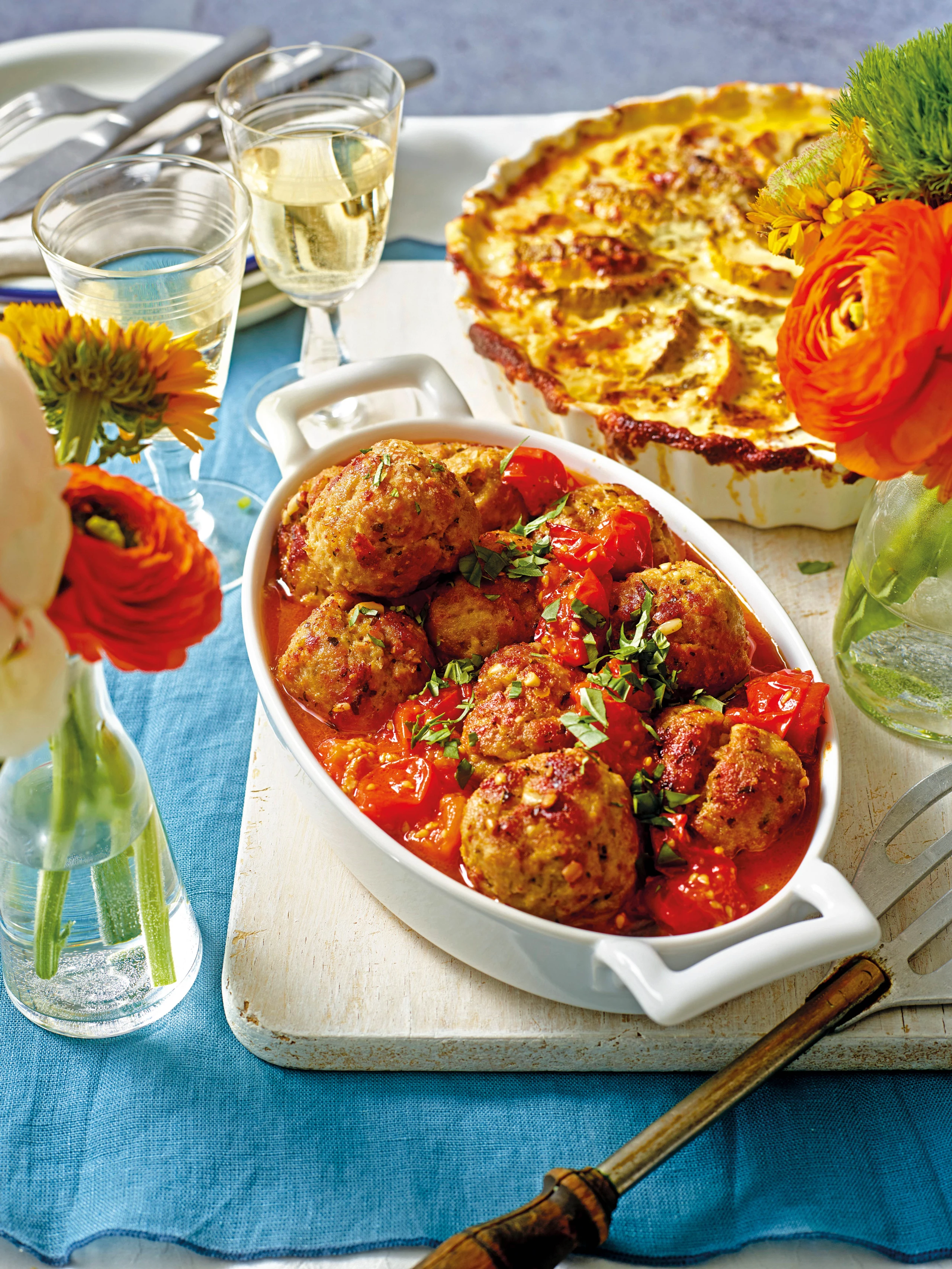 Kalbfleischbällchen mit Zucchinigratin