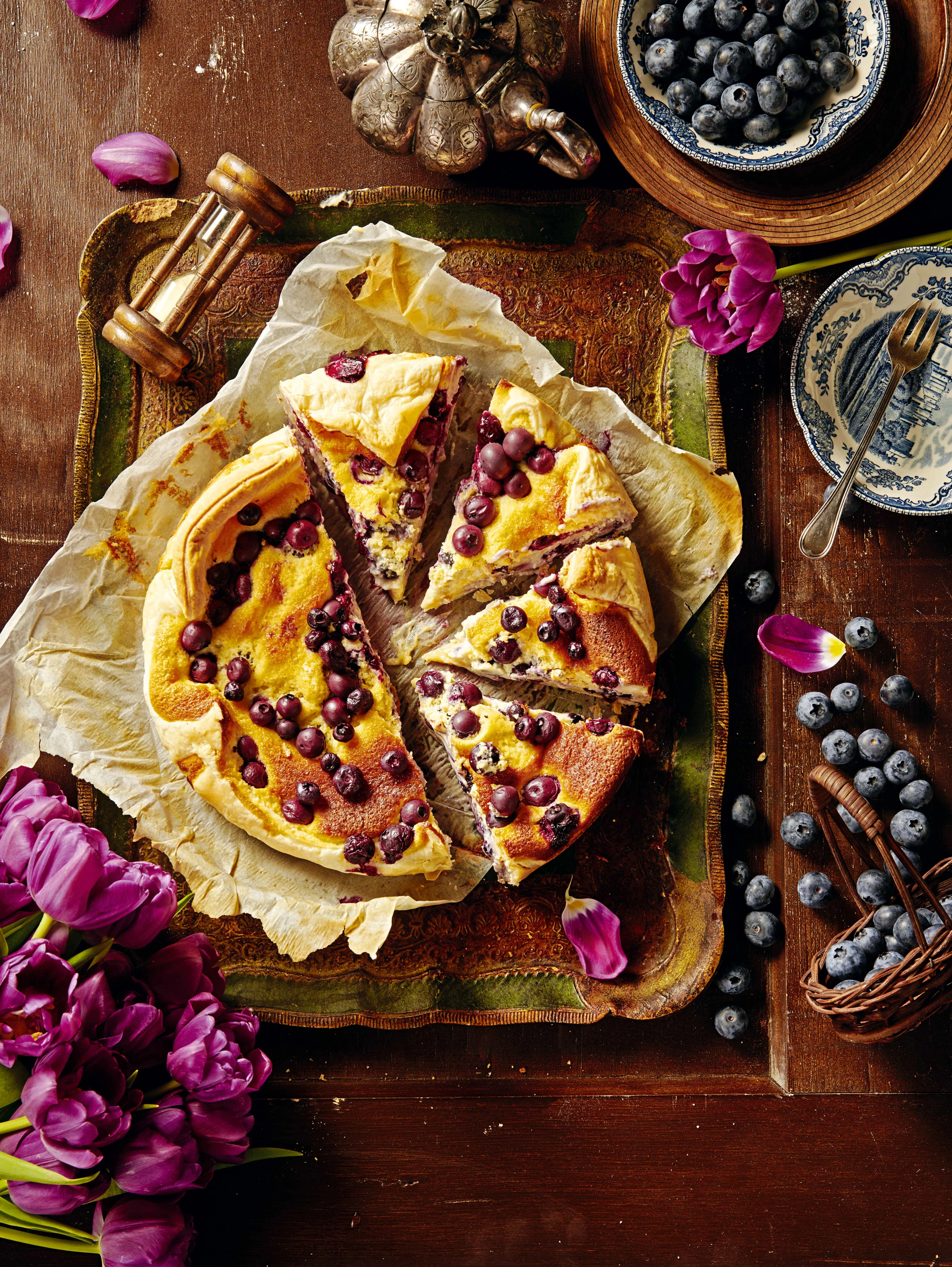 Baskischer Käsekuchen mit Heidelbeeren
