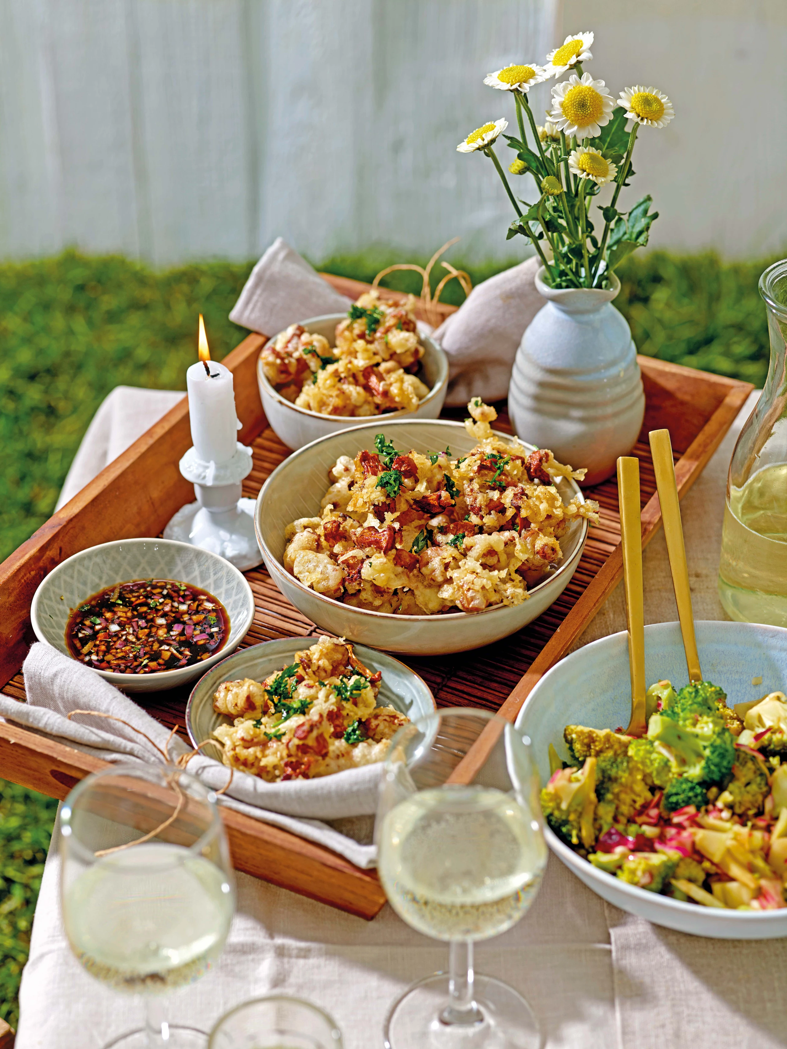 Tempura-Schwammerl mit Brokkolisalat