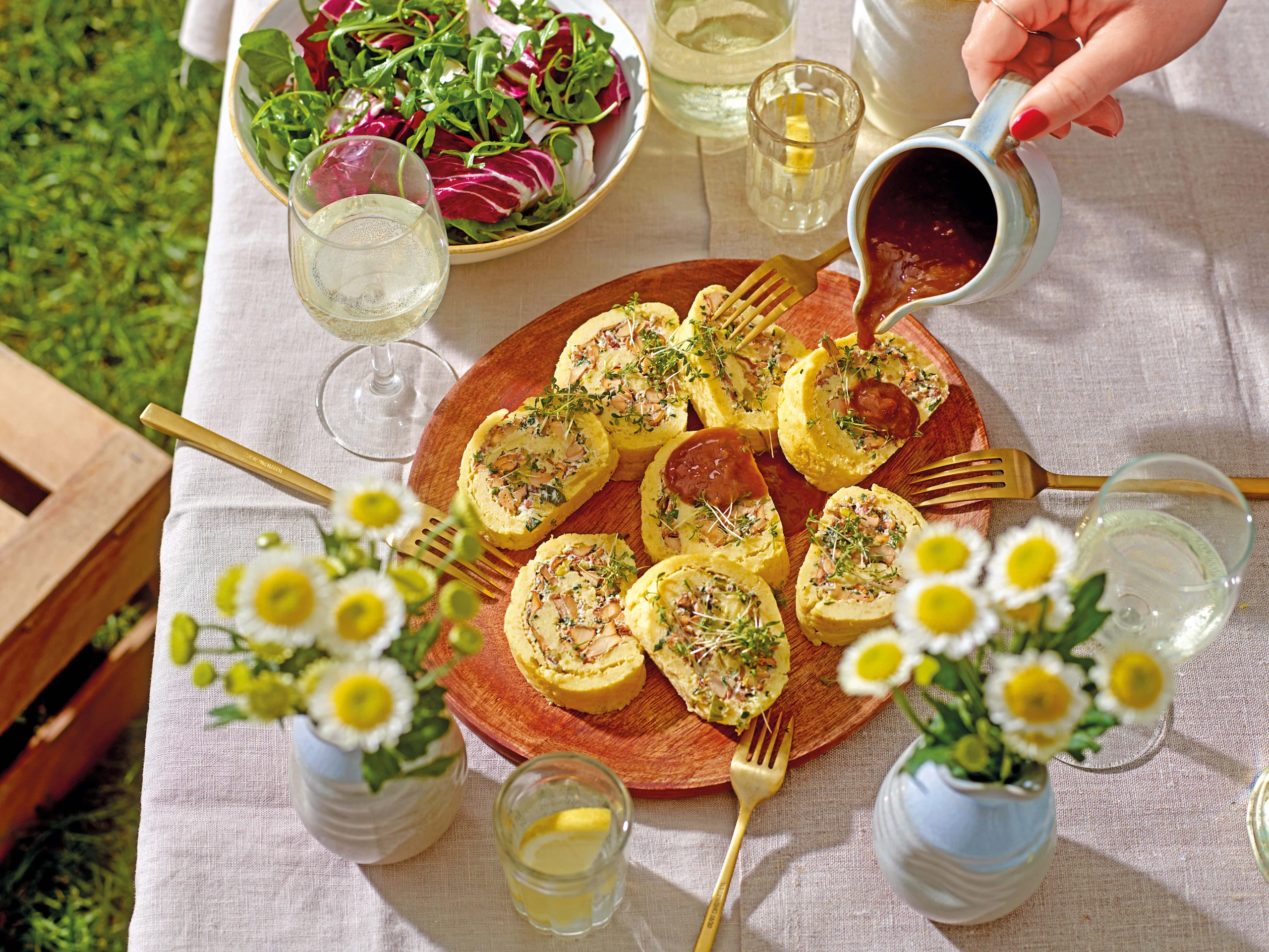 Salzige Biskuitroulade