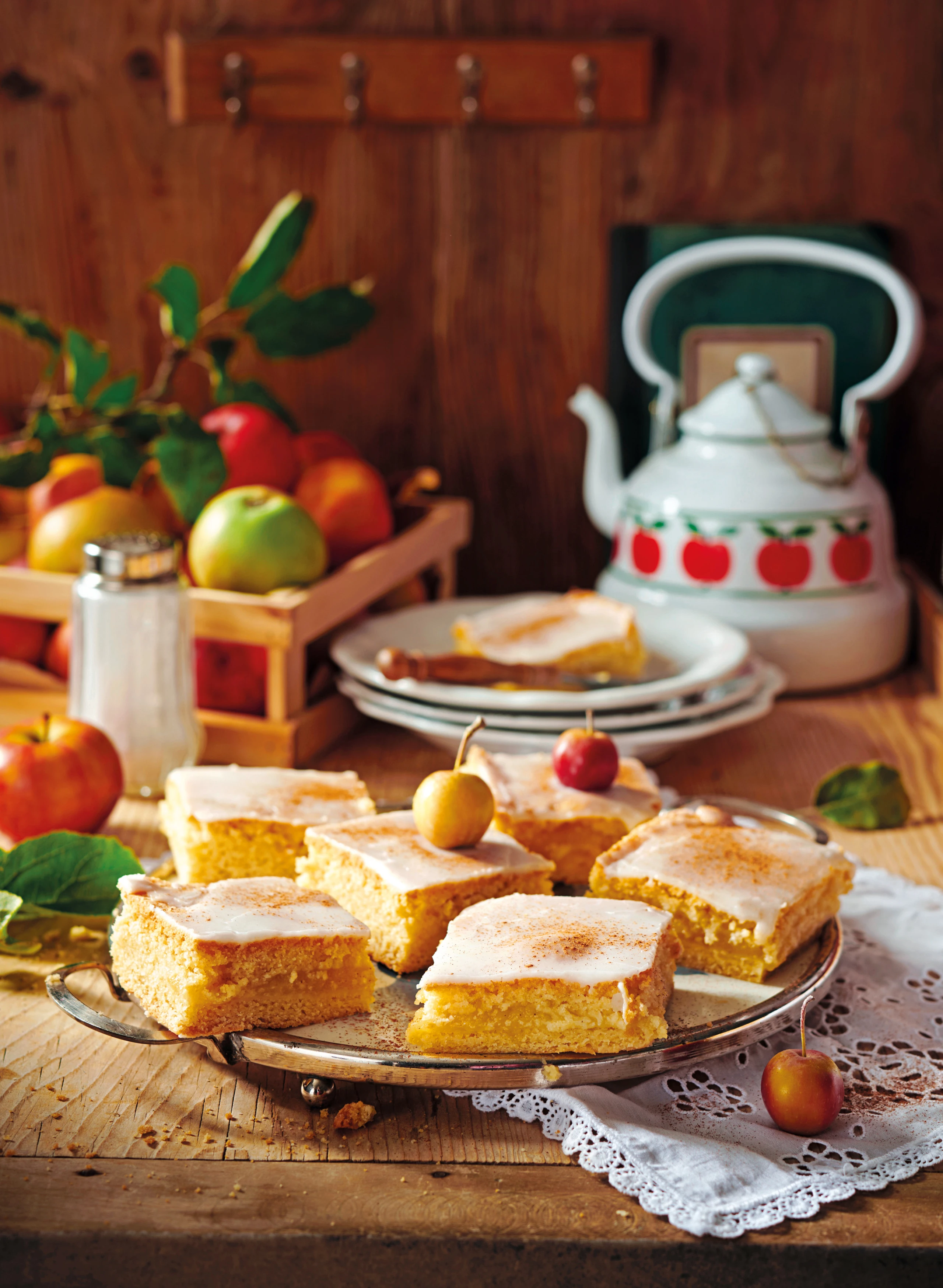 Apfelmus-Mürbteigschnitte