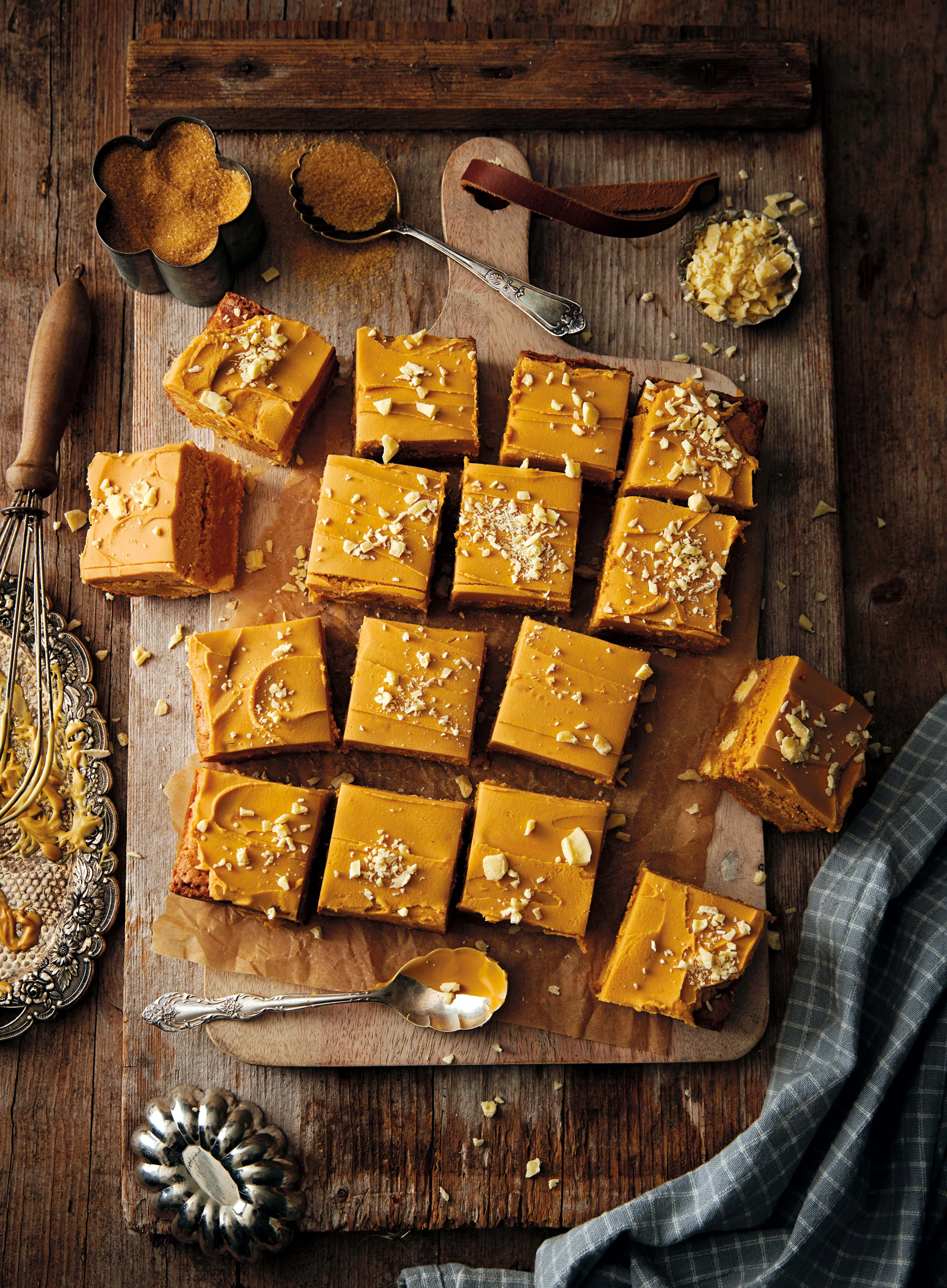 Blondies mit gerösteter weißer Schokolade