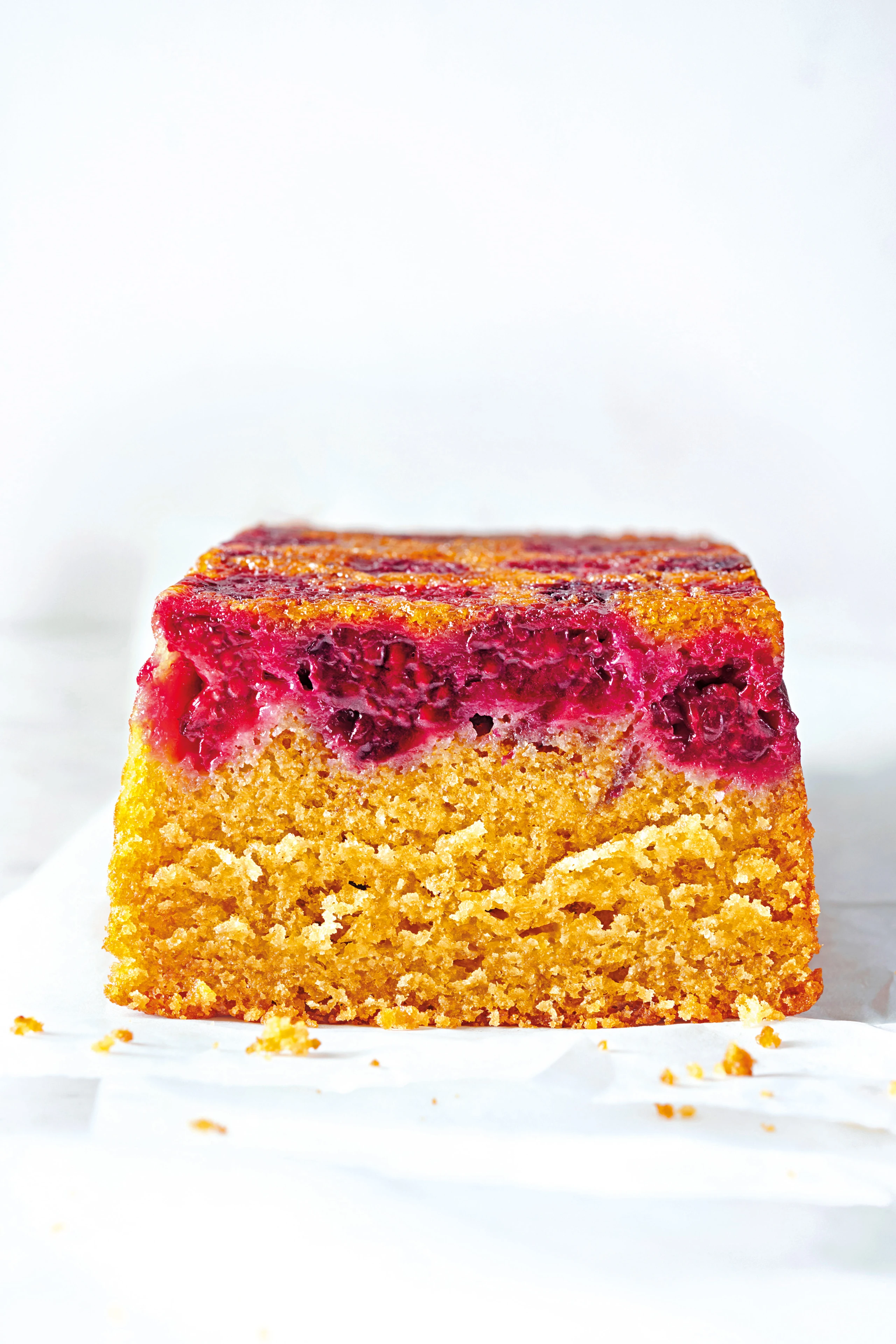 Upside-Down-Olivenölkuchen mit Brombeeren