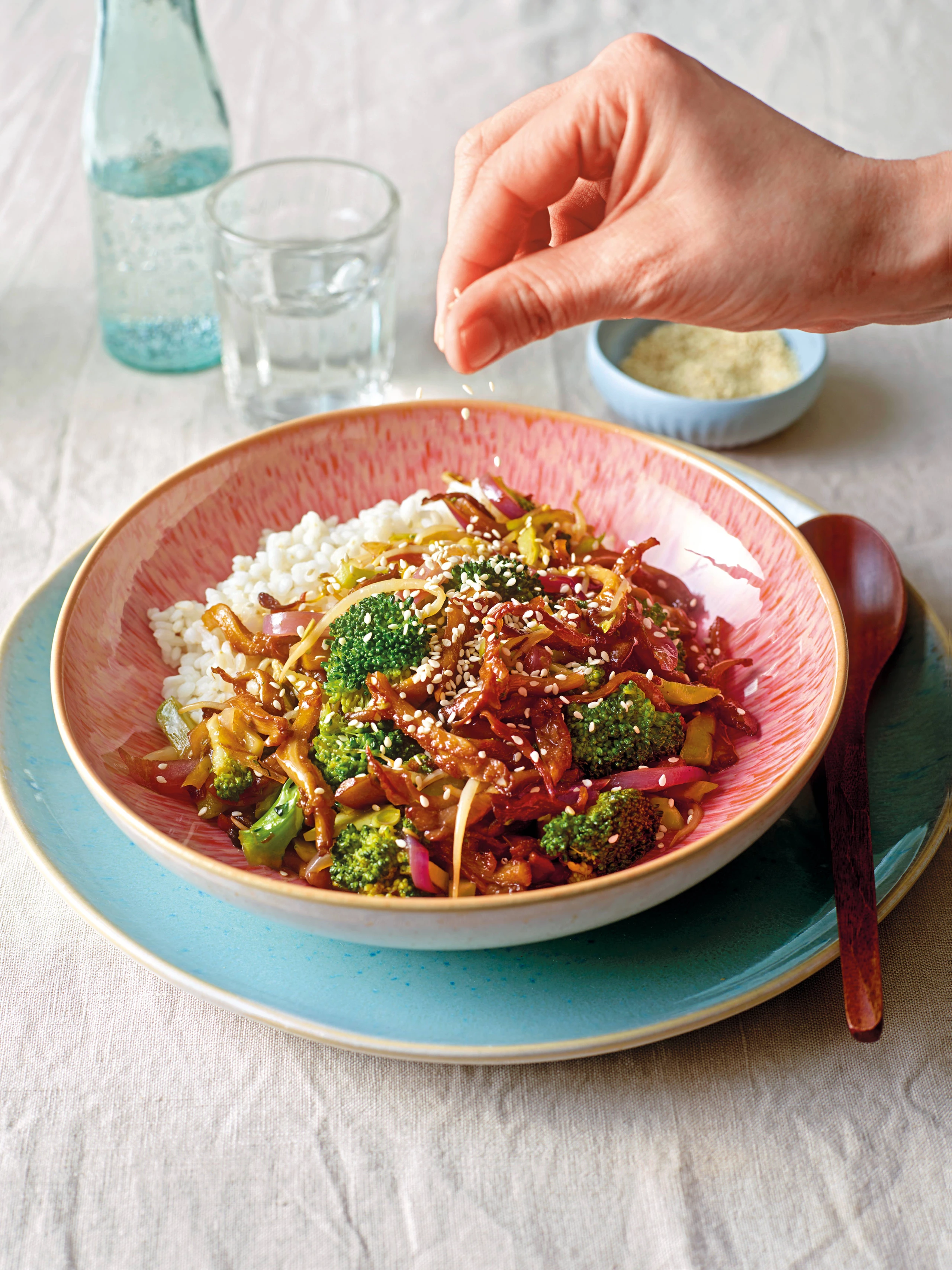 Pilz-Brokkolipfanne in Austernsauce