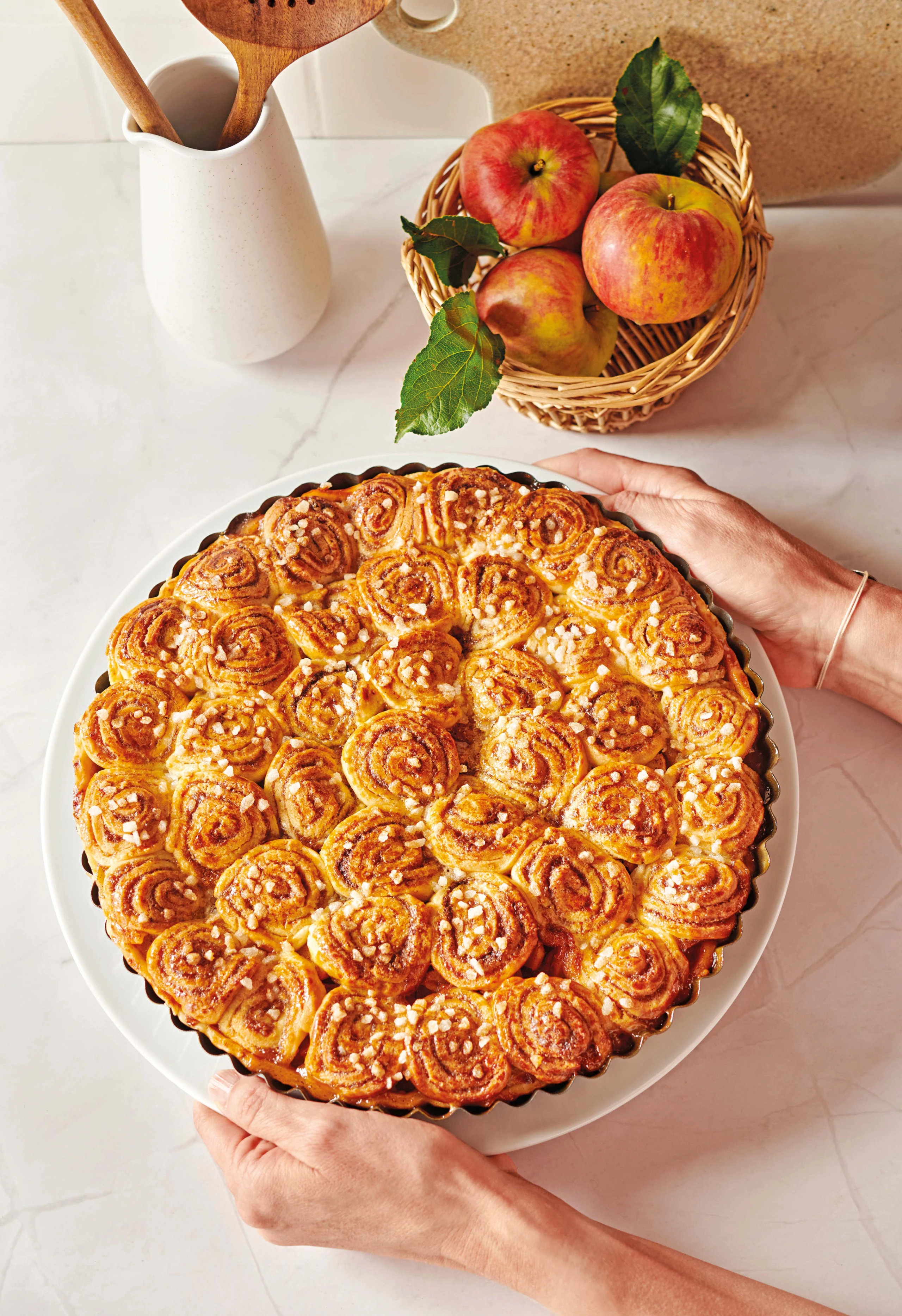 Cinnamon-Swirl-Apple-Pie