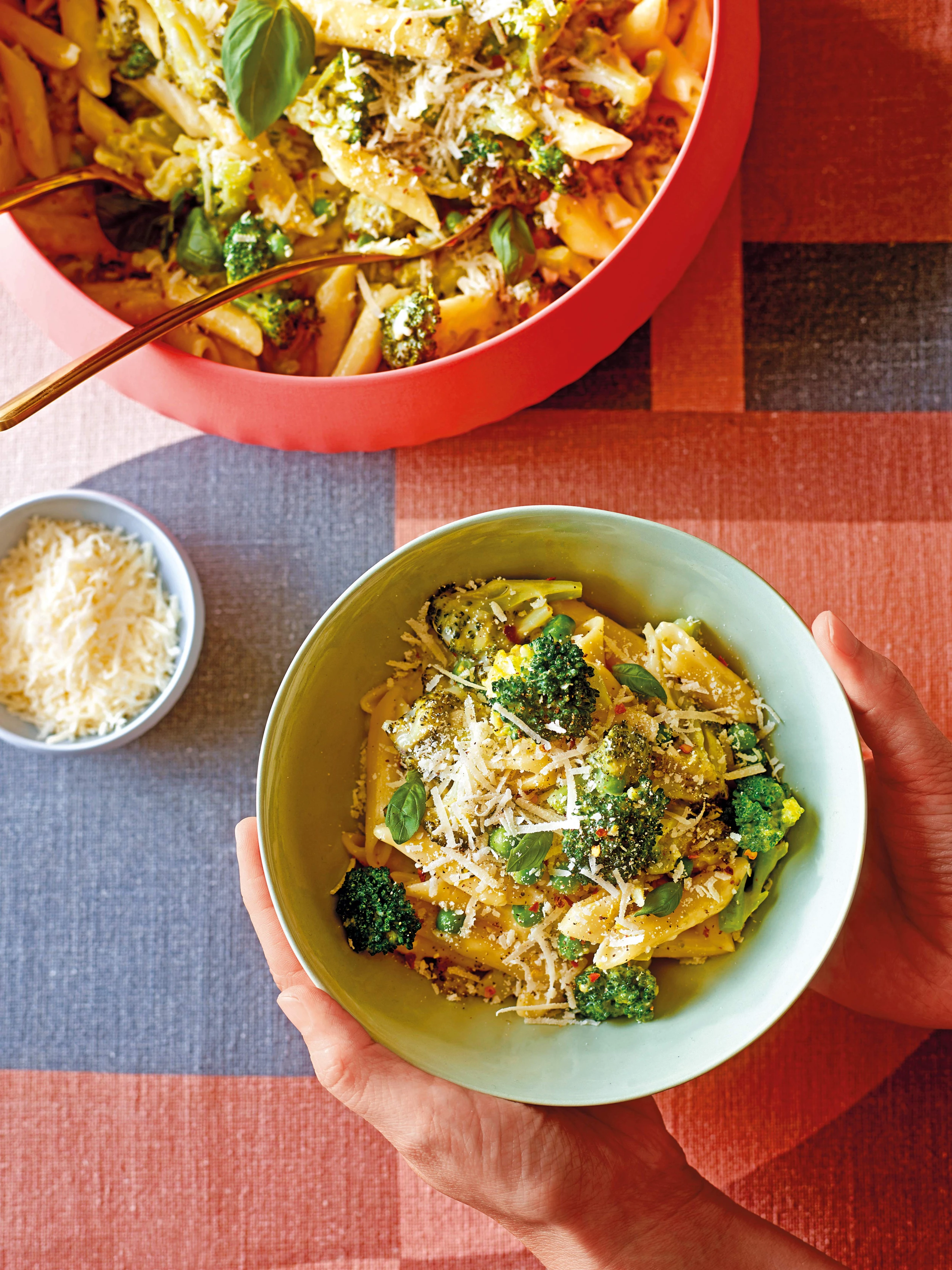 Cremige One-Pot-Pasta mit Brokkoli