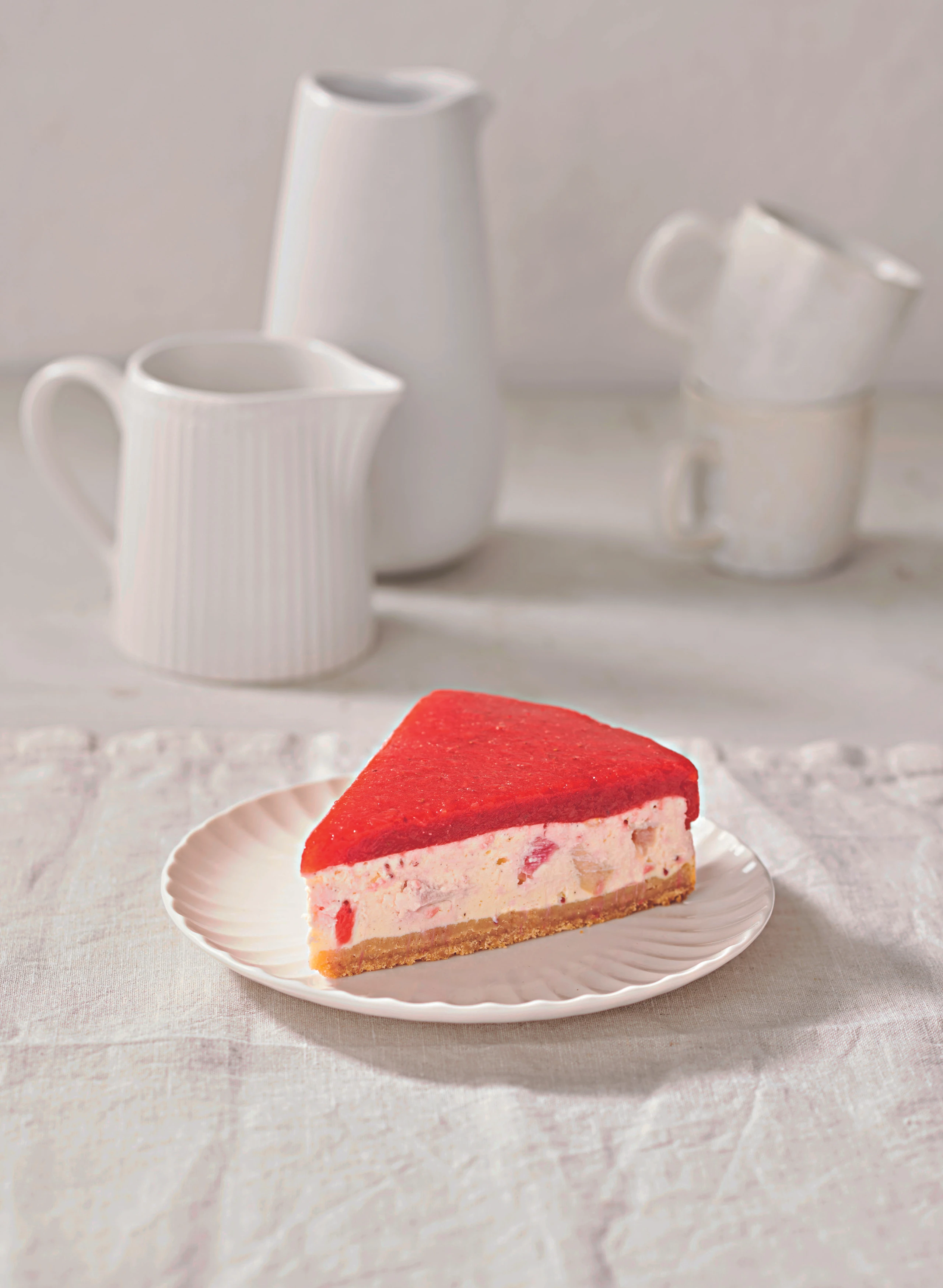 Low Carb Erdbeer-Rhabarber-Topfenkuchen