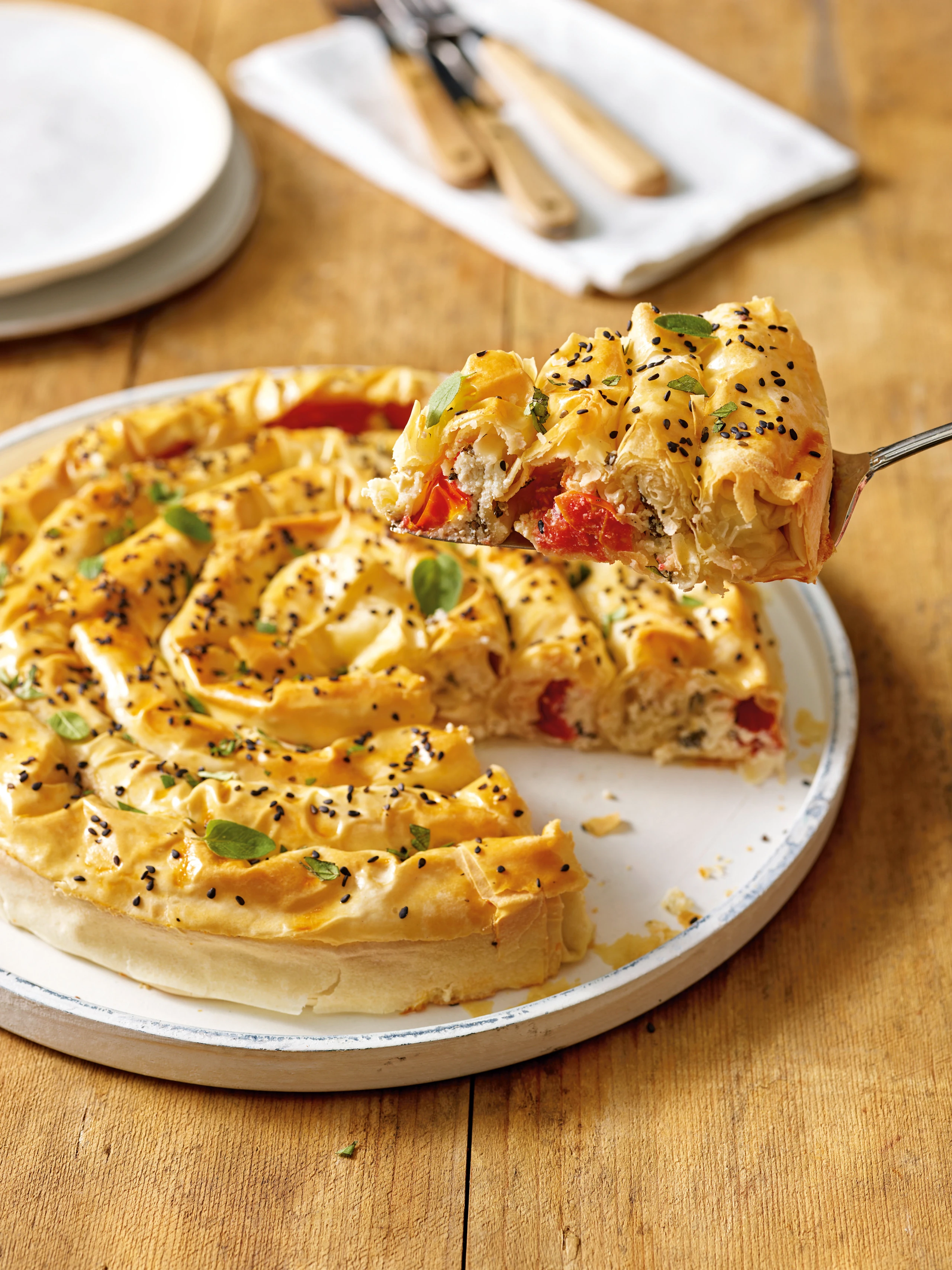 Bougatsa mit Paradeisern und Spinat-Ricotta-Fetacreme