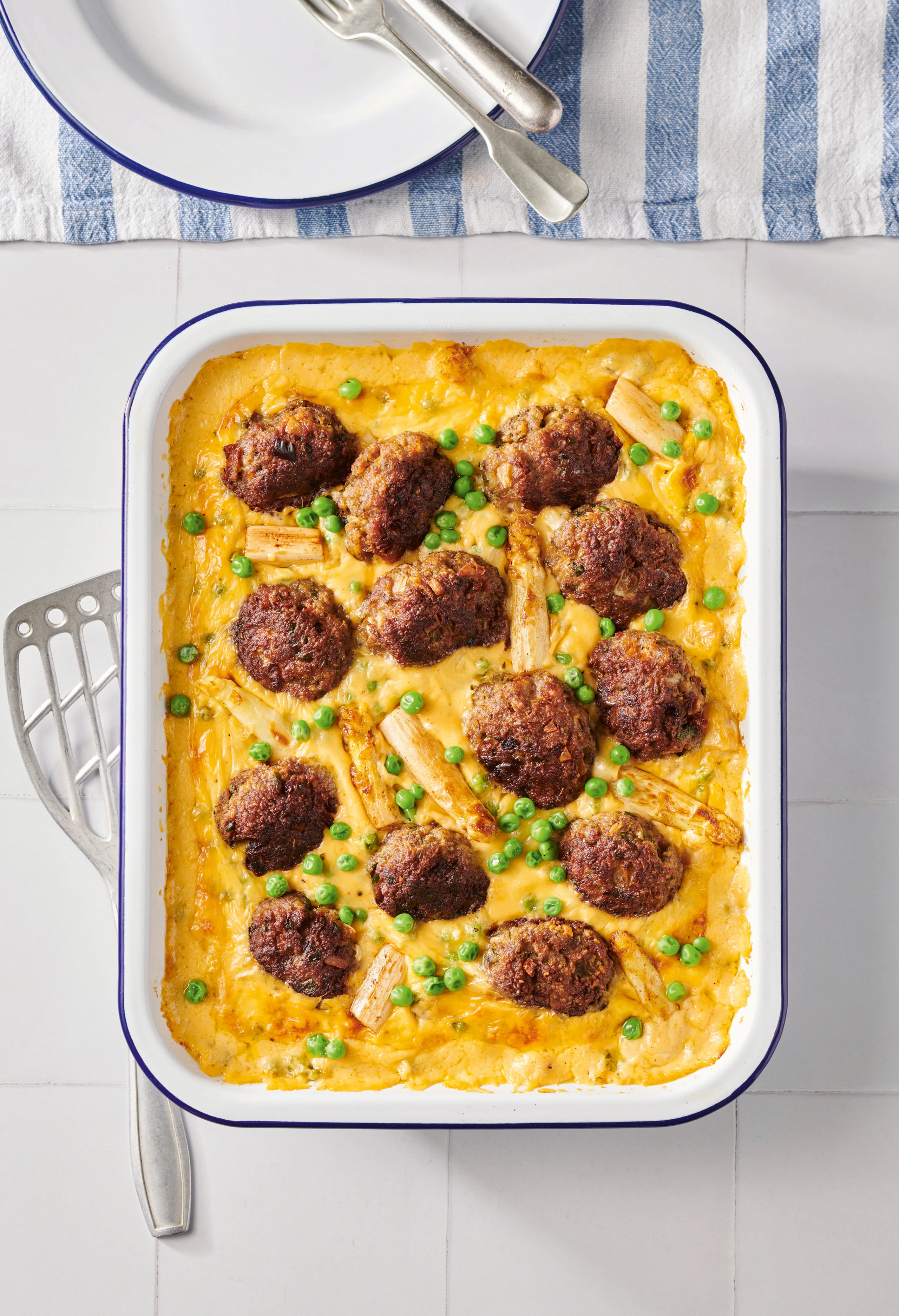 Spargel-Fleischlaibchen-Gratin