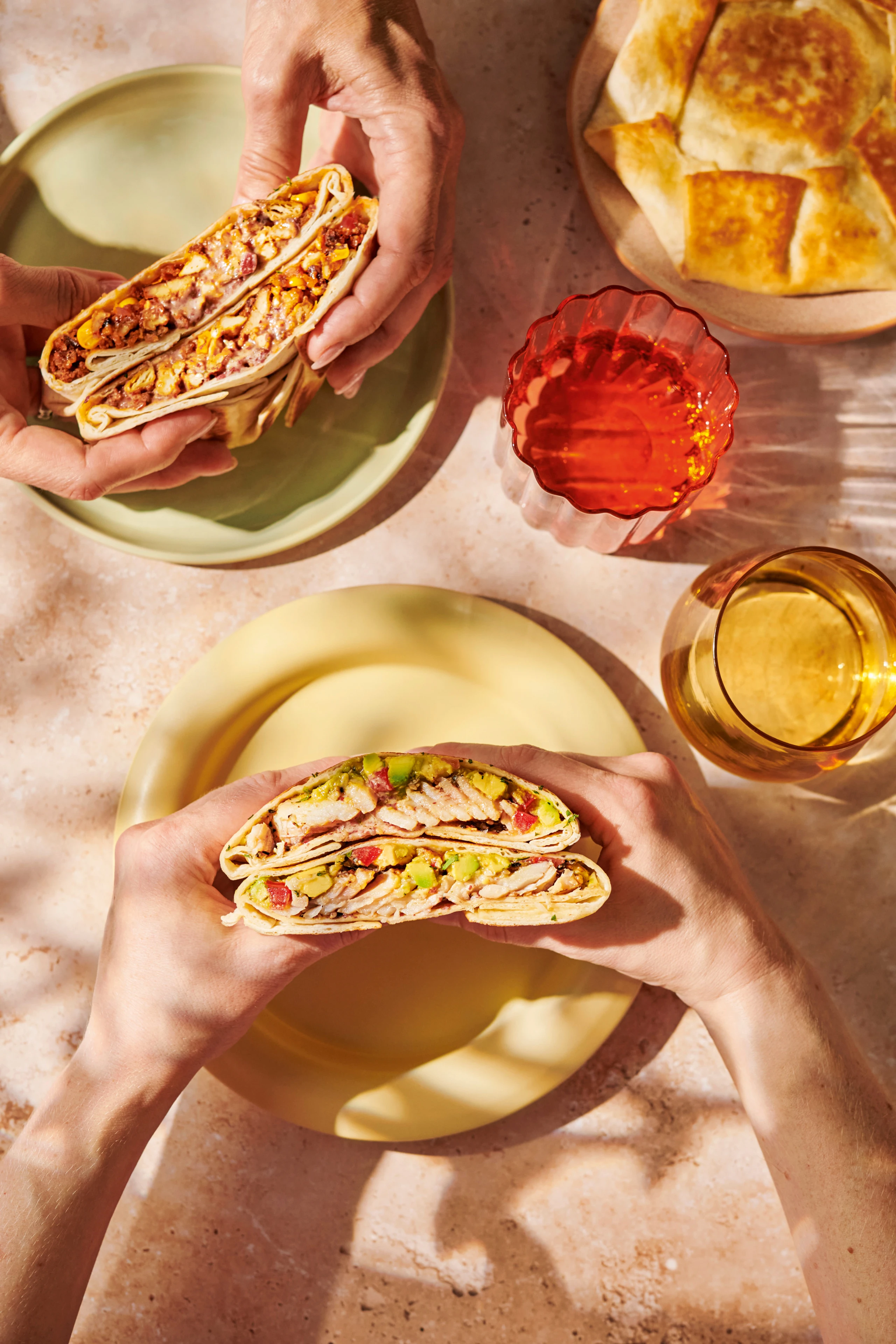 Crunch-Wraps Supreme mit Räuchertofu