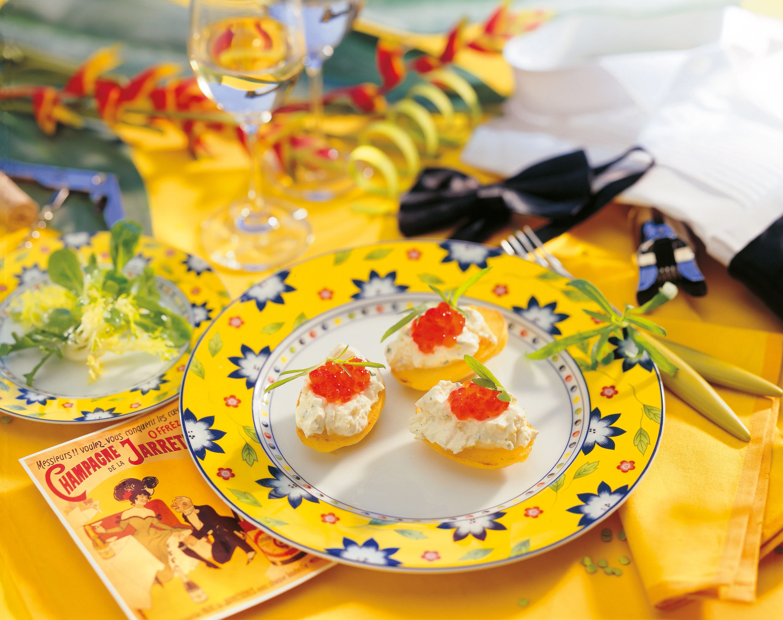 Erdäpfelschiffchen mit Kaviar