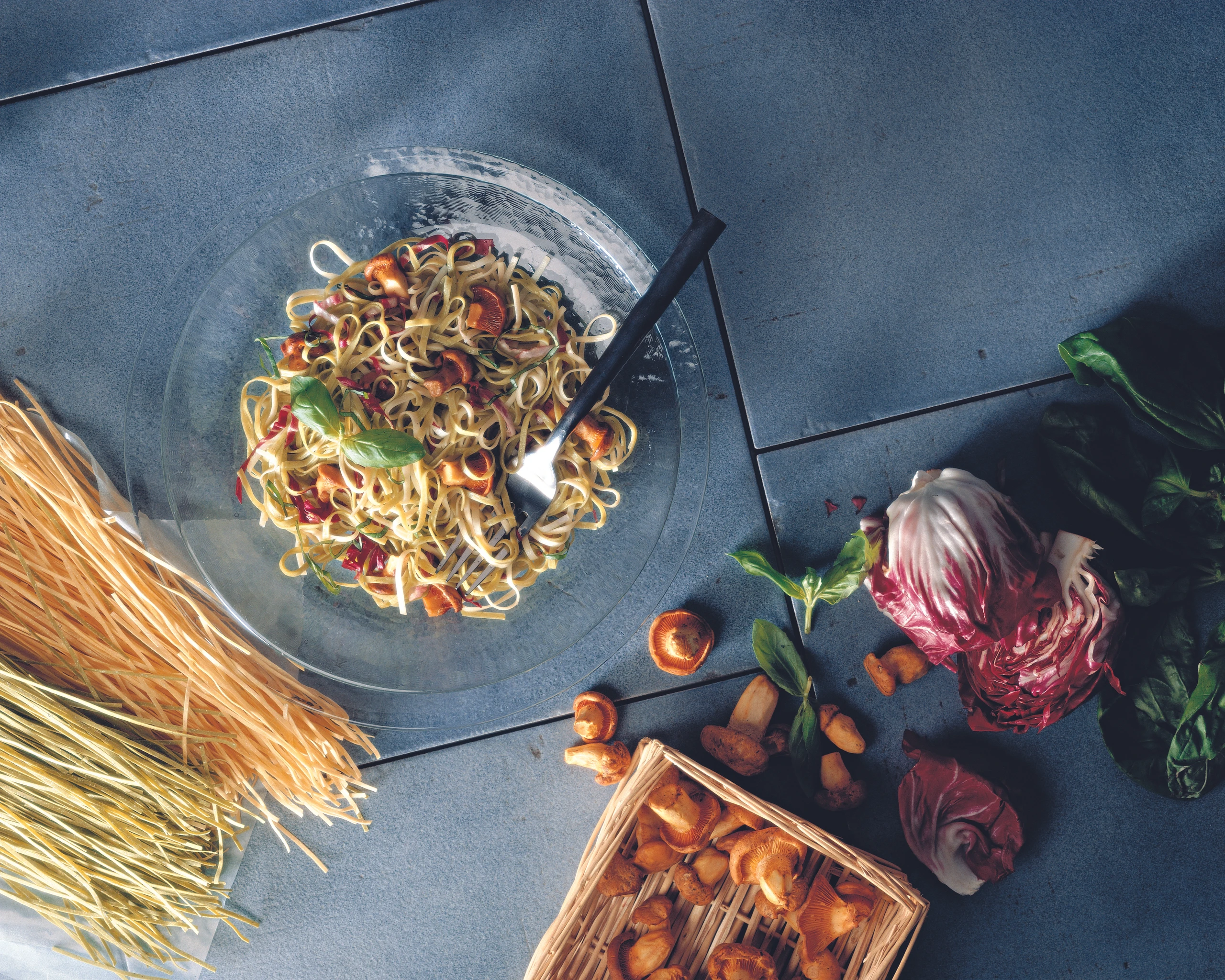 Nudelsalat mit Eierschwammerln