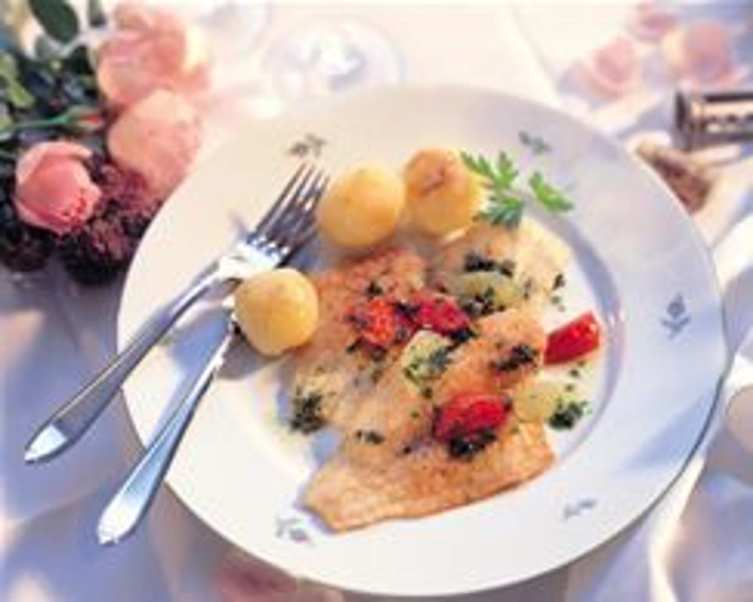 Schollenfilets "Müllnerin" mit Buttererdäpfel