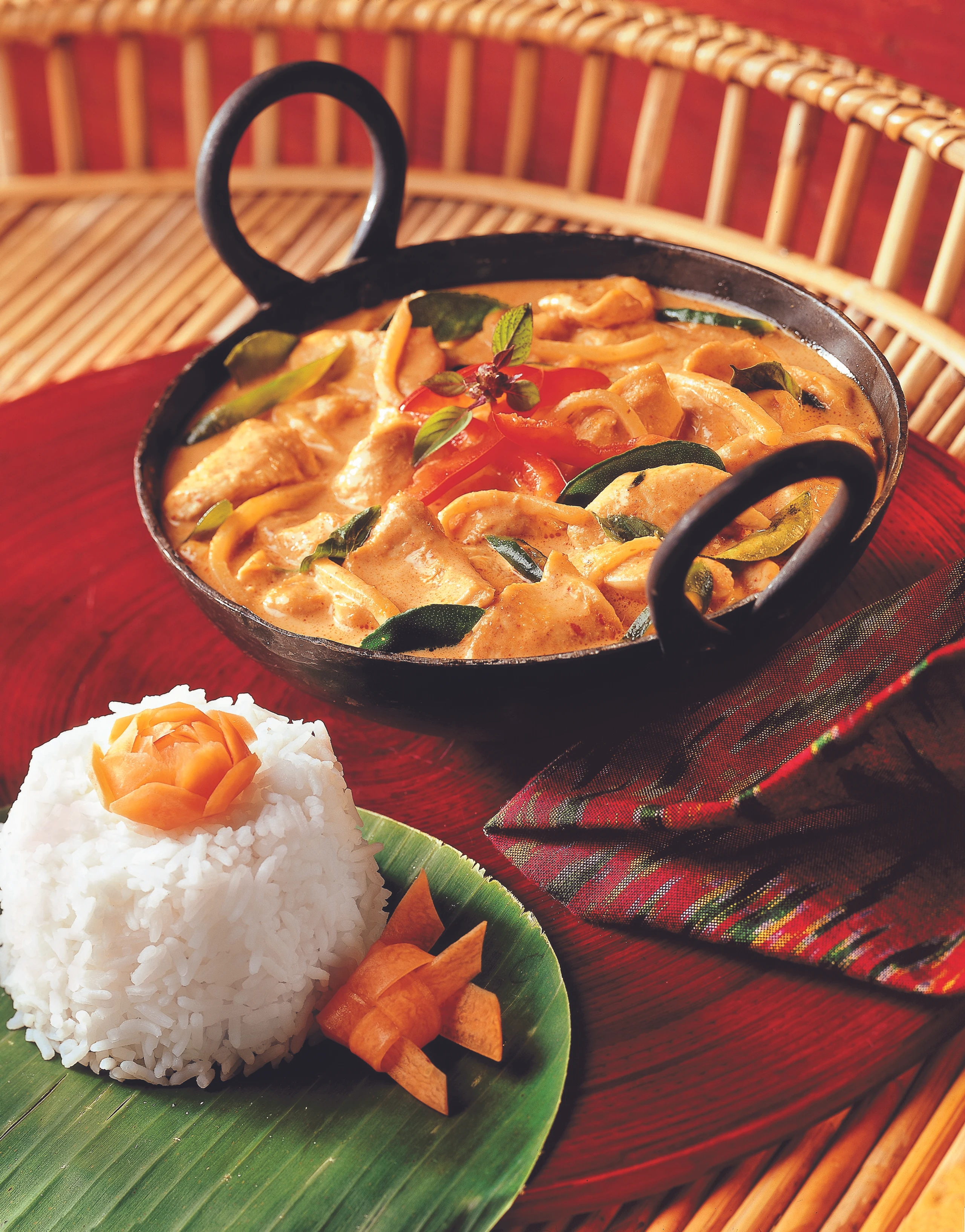 Gaeng Gai: Rotes Hühnercurry