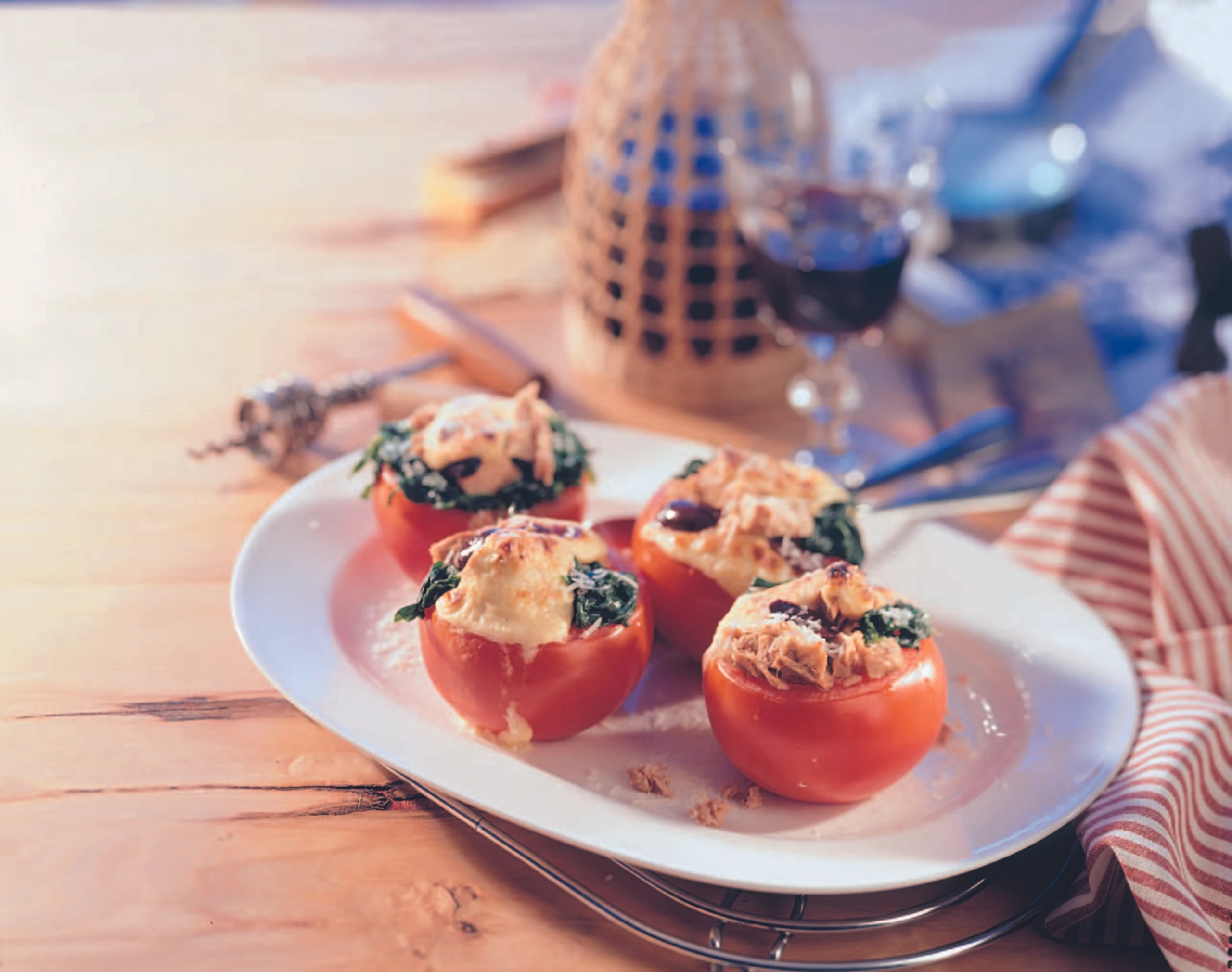 Paradeiser mit Spinat-Thunfischfülle