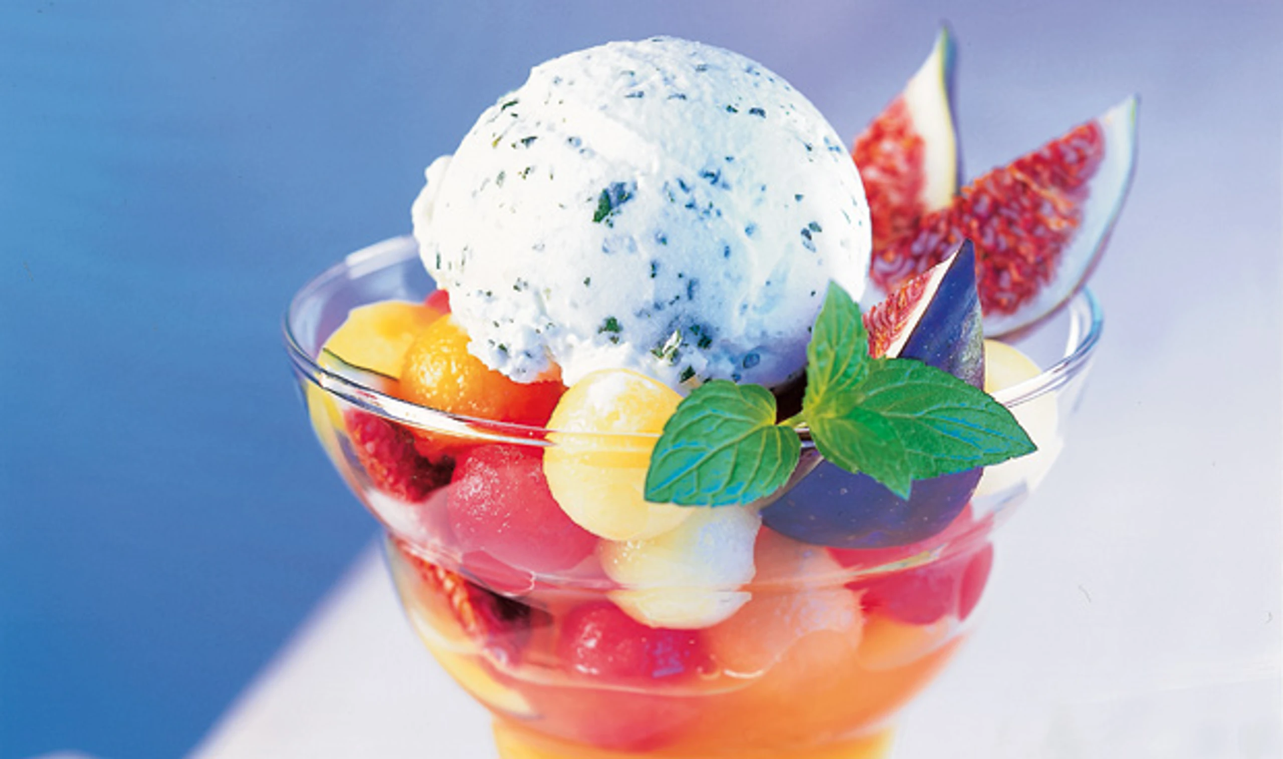 Melonensalat mit Kokos-Minze-Sorbet