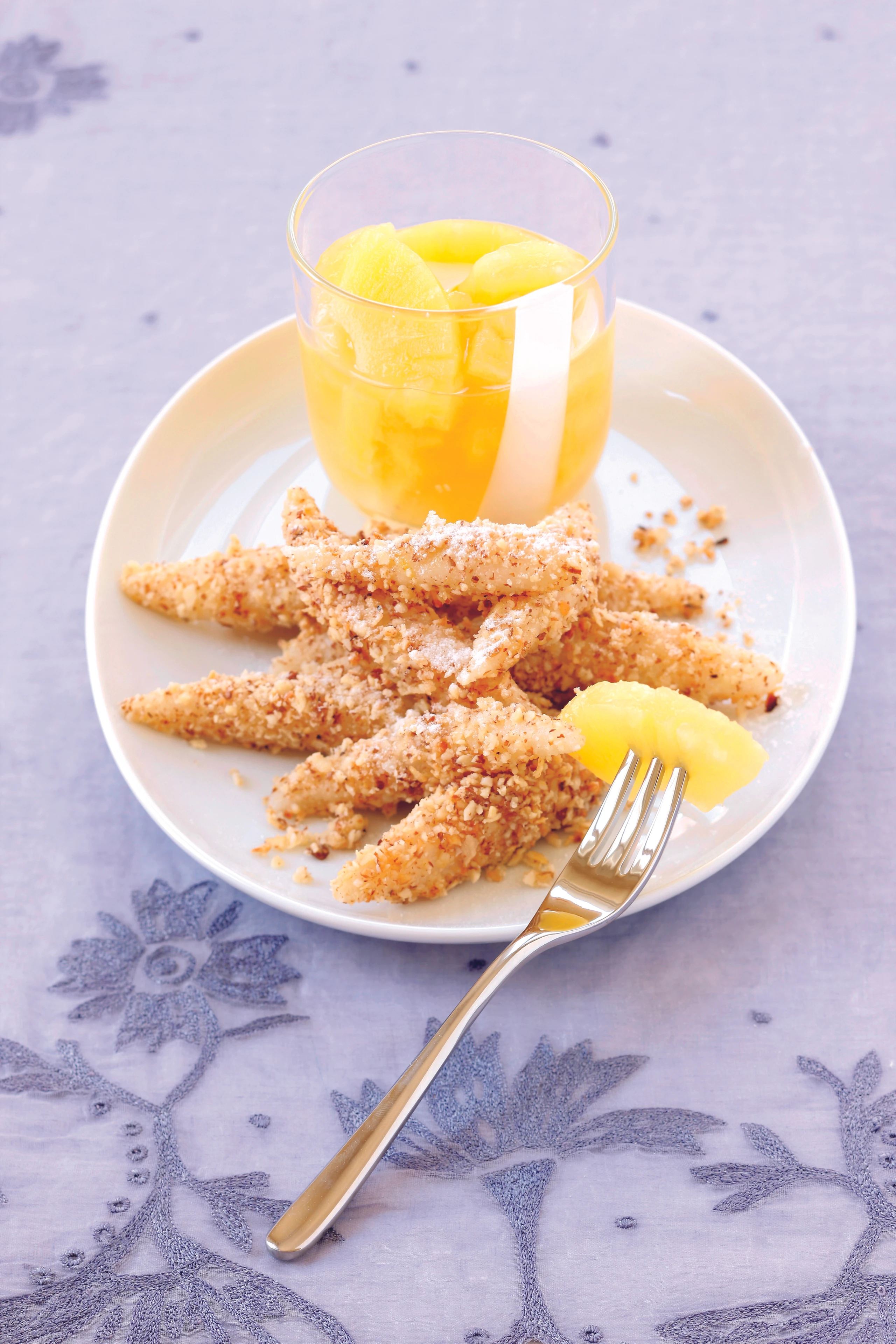 Topfennudeln mit Mandeln