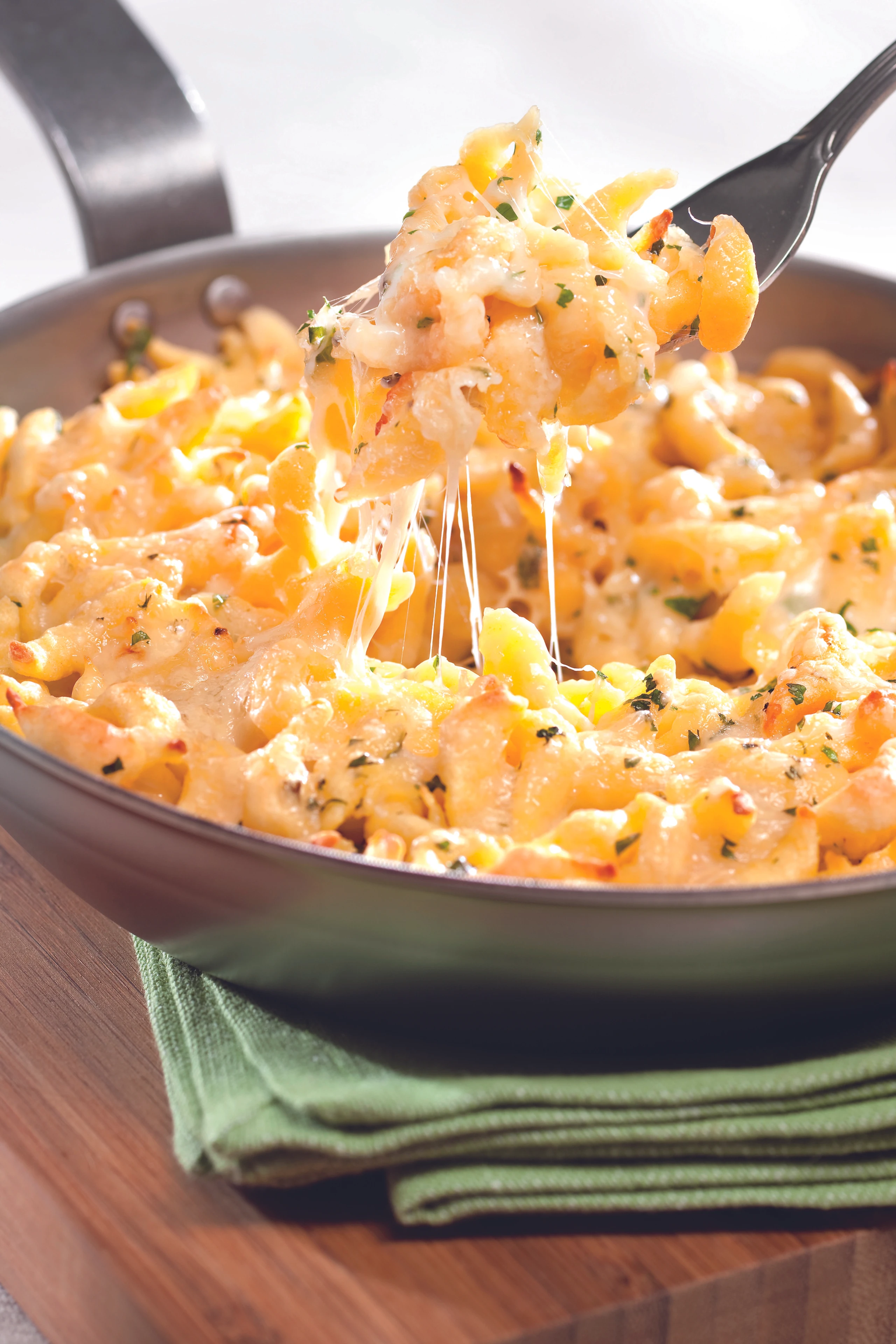 Kässpätzle mit Petersilie und Vogerlsalat