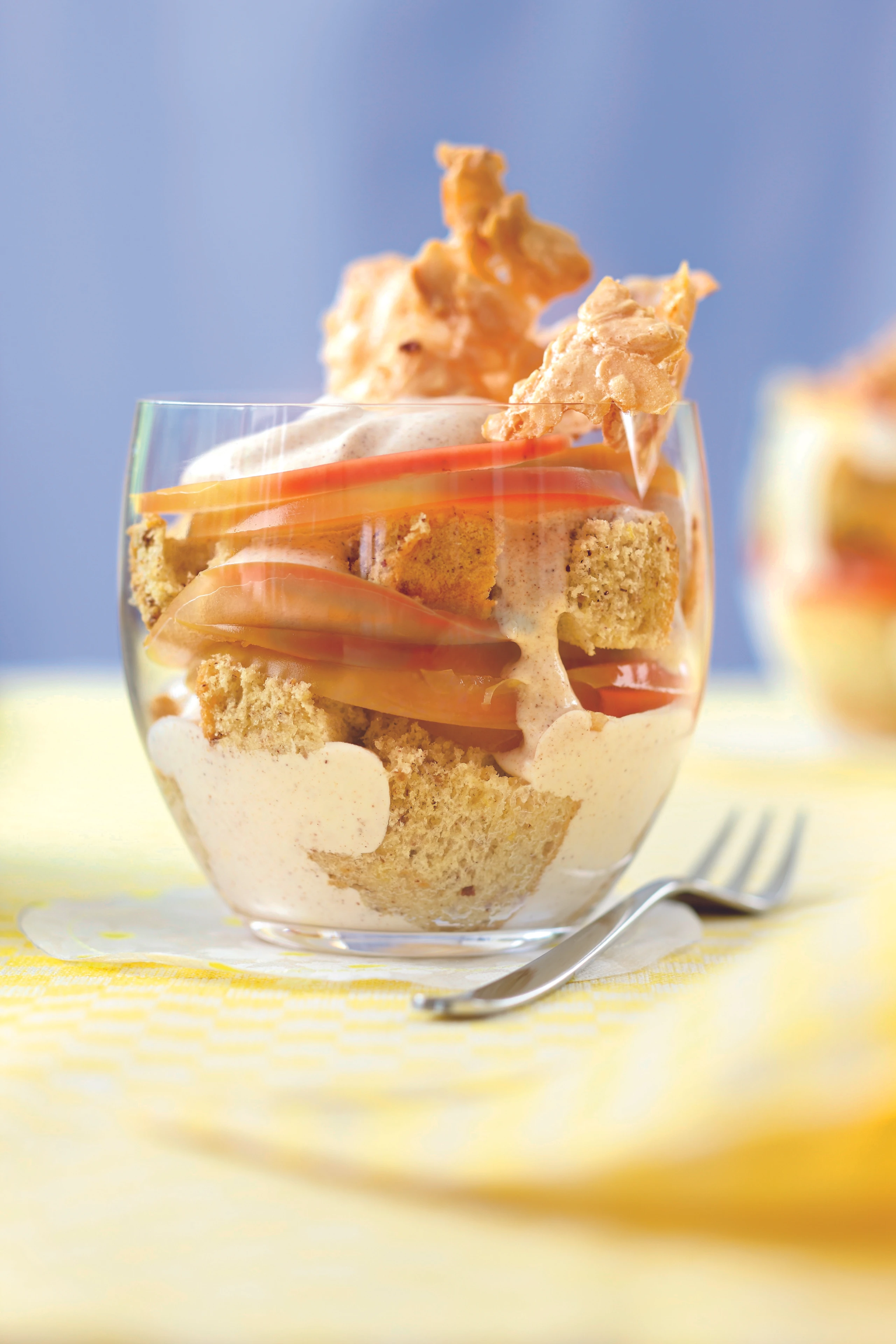 Nuss-Apfeltörtchen mit Knuspermandeln