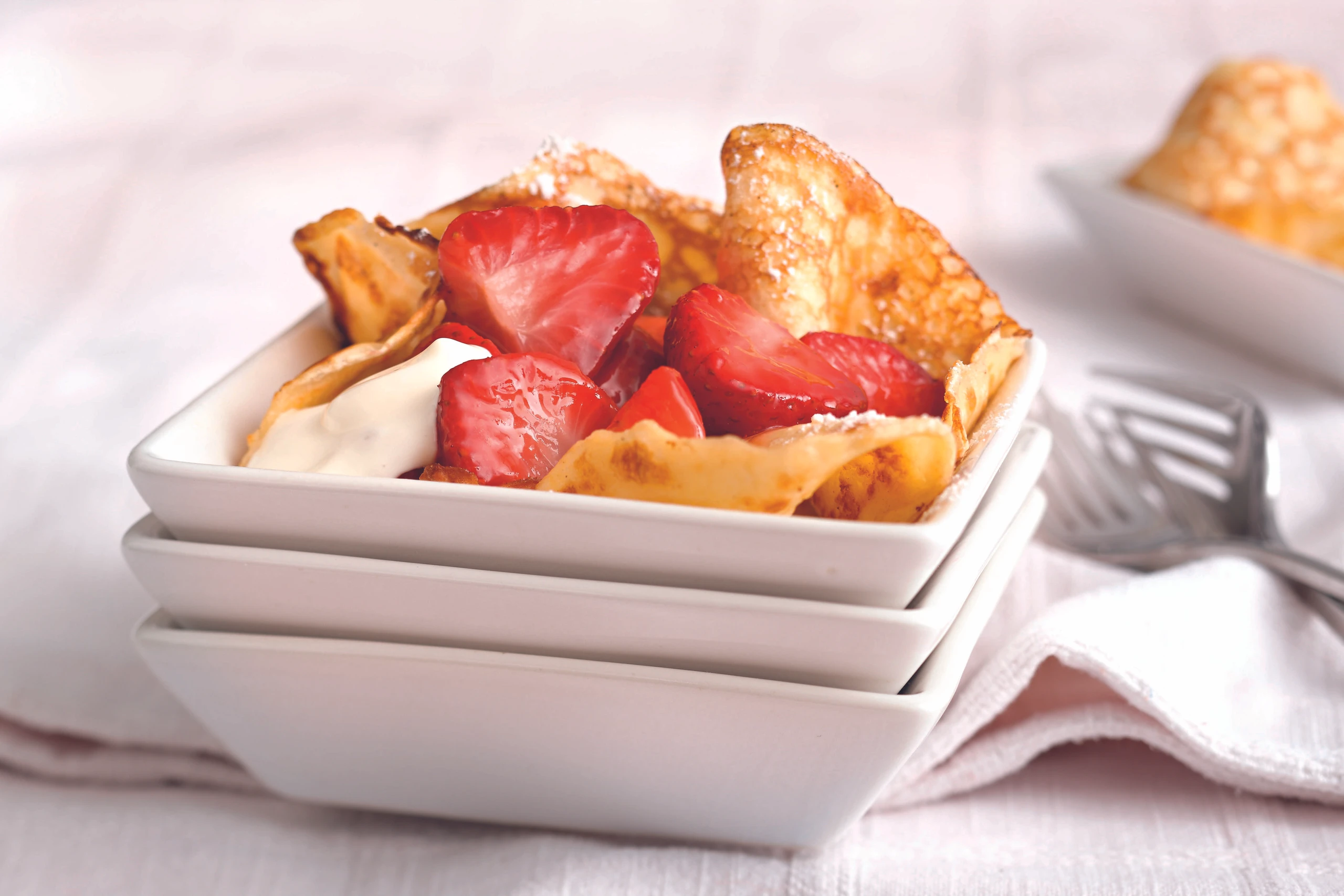 Palatschinken mit Erdbeeren