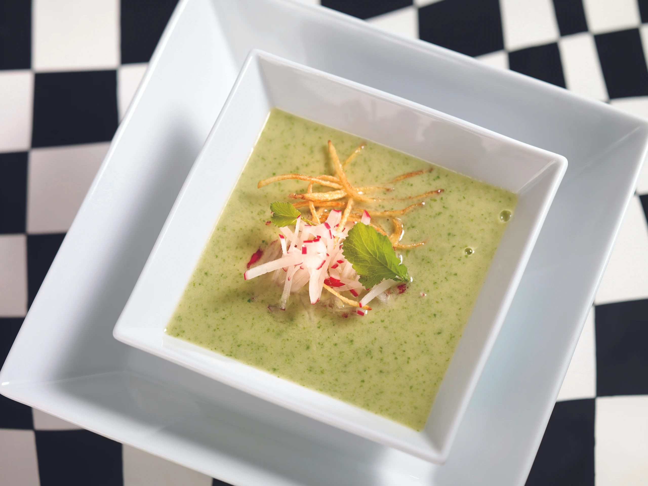 Radieschensuppe mit Rahm