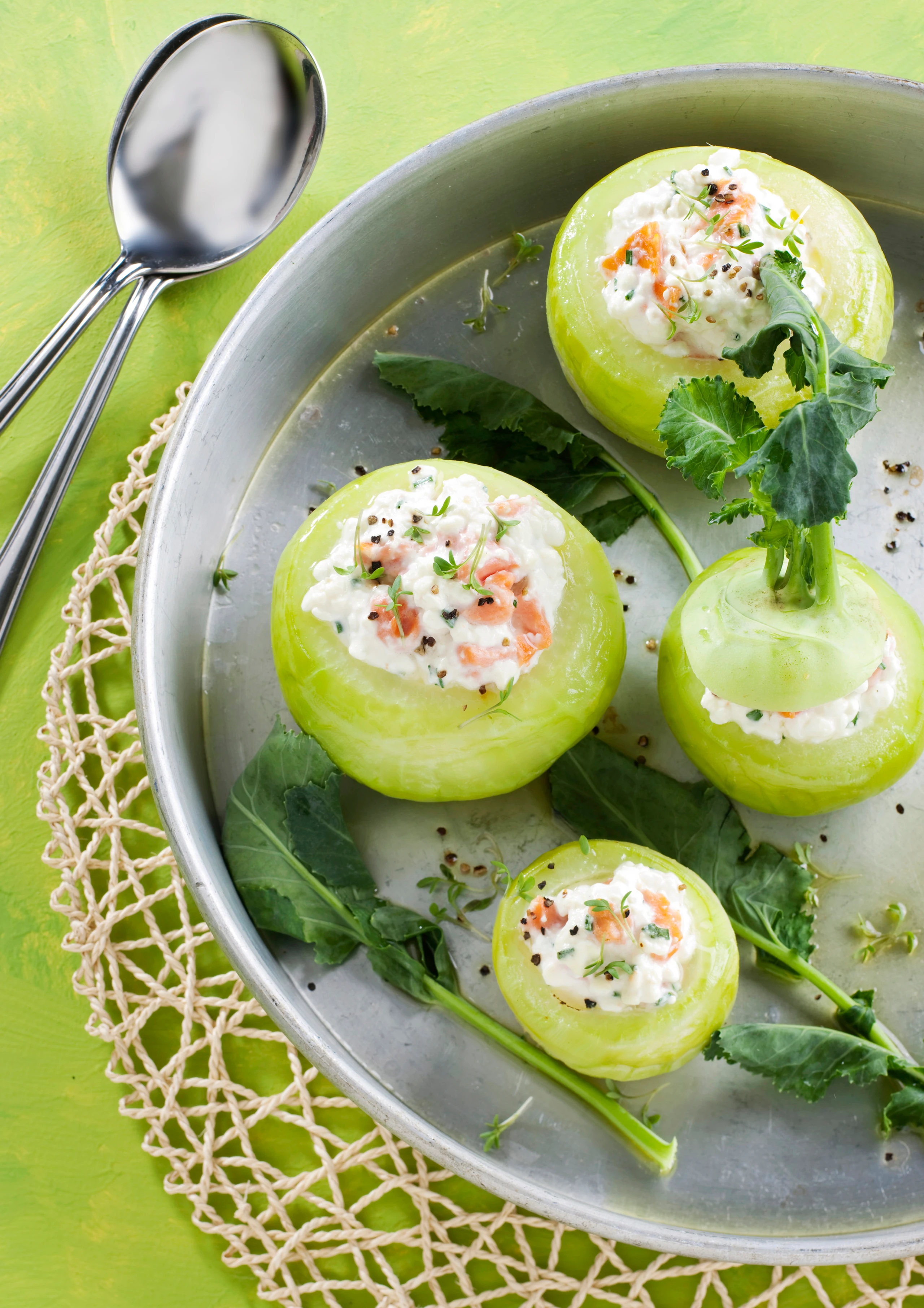 Kohlrabi mit Cottage-Cheese-Lachsfülle