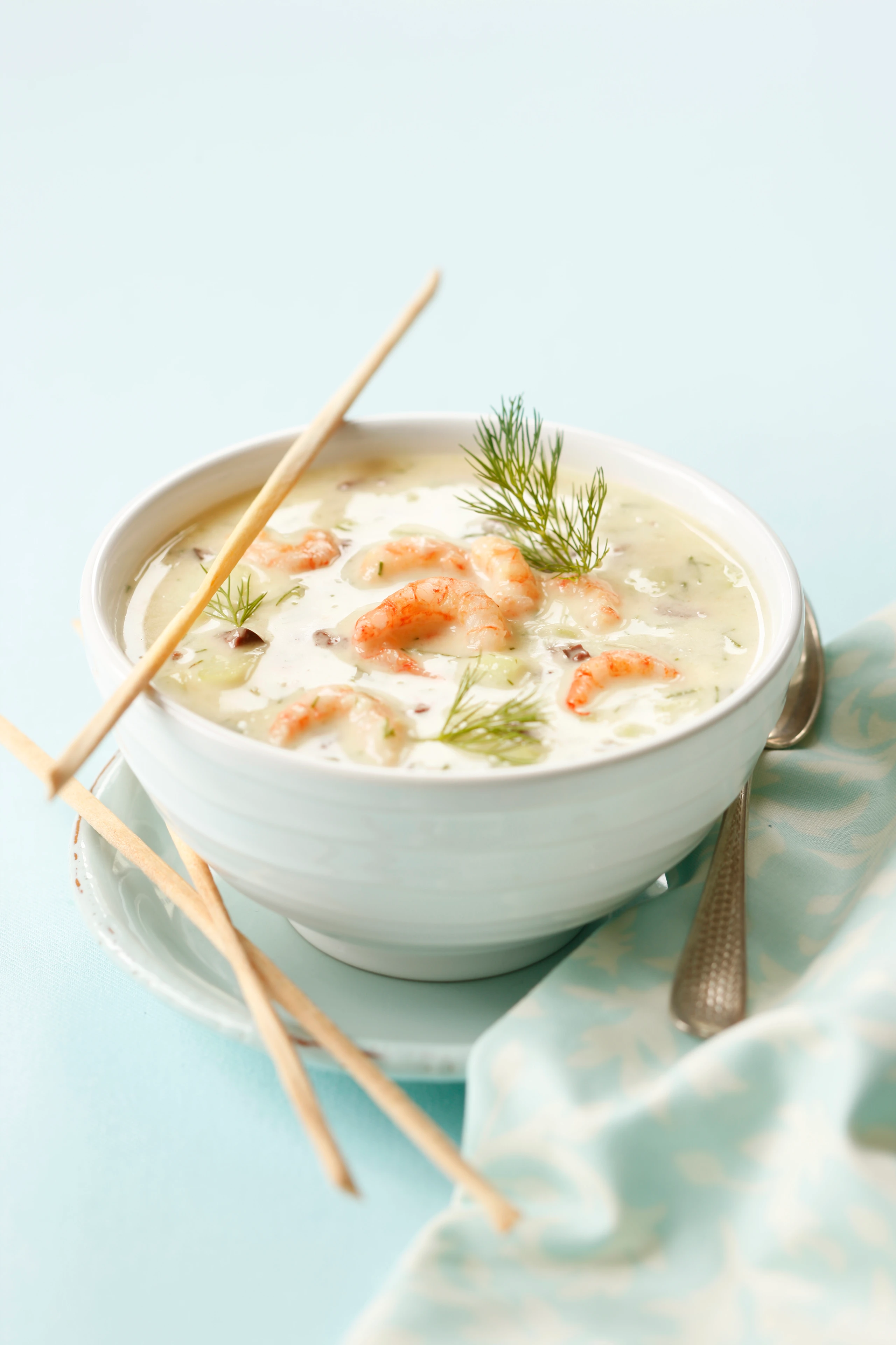 Gurkensuppe mit Shrimps