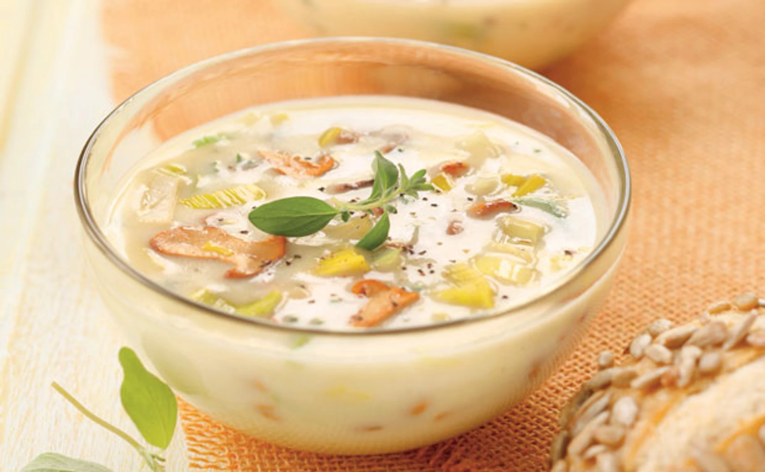 Erdäpfel-Schwammerlsuppe