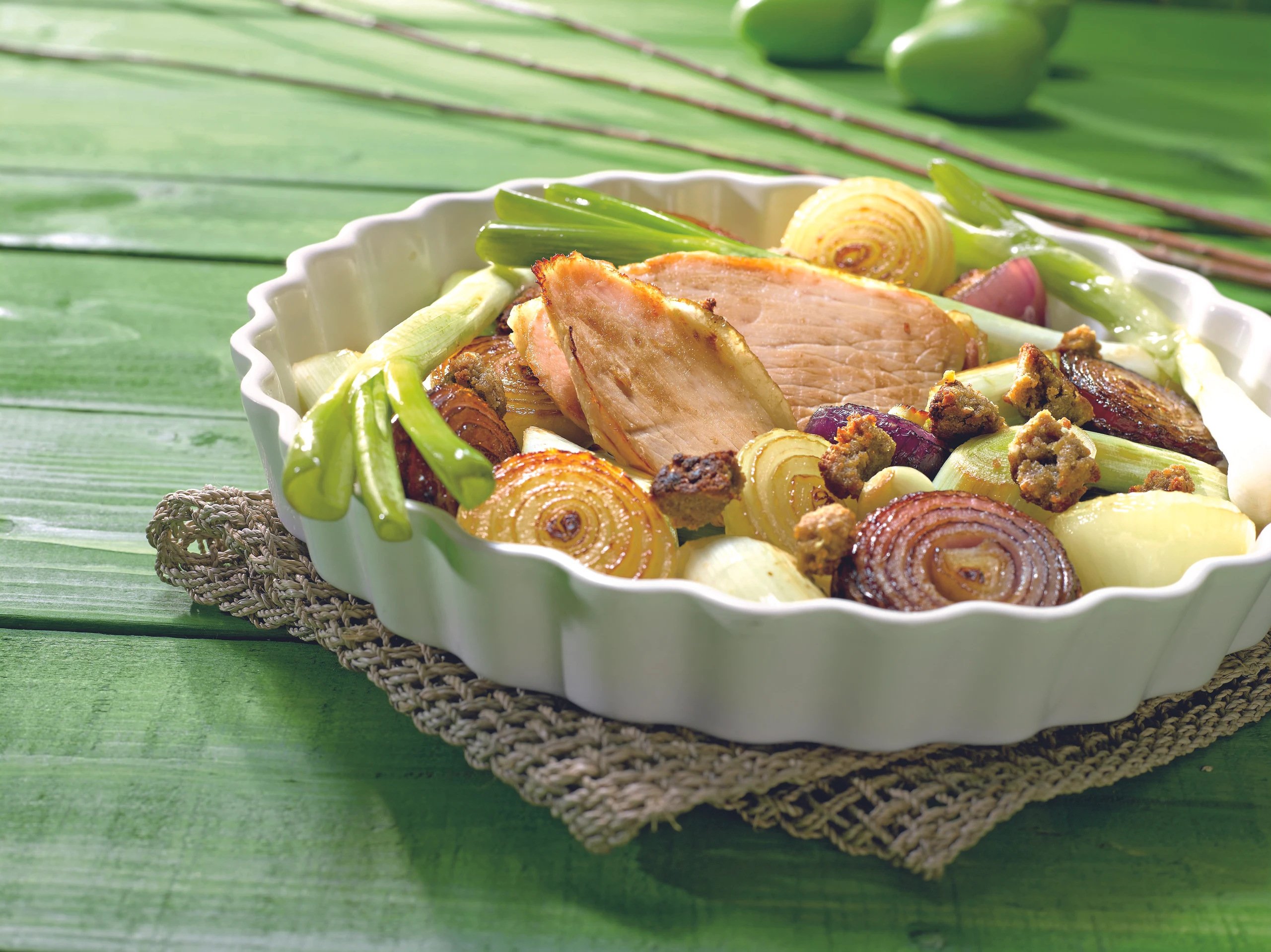 Zwiebel Lauch Gemüse mit Beinschinken