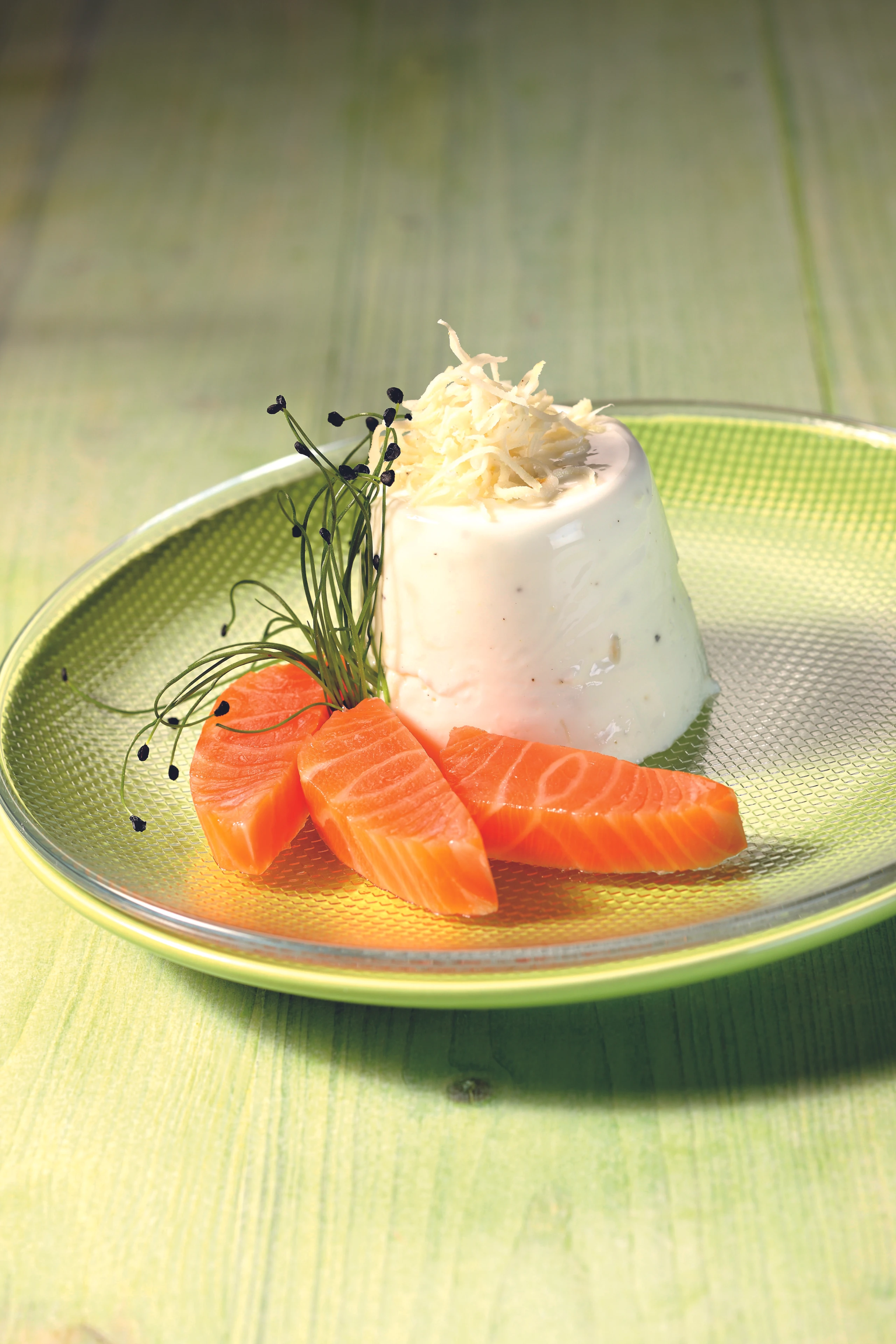 Joghurt Mousse mit Lachs