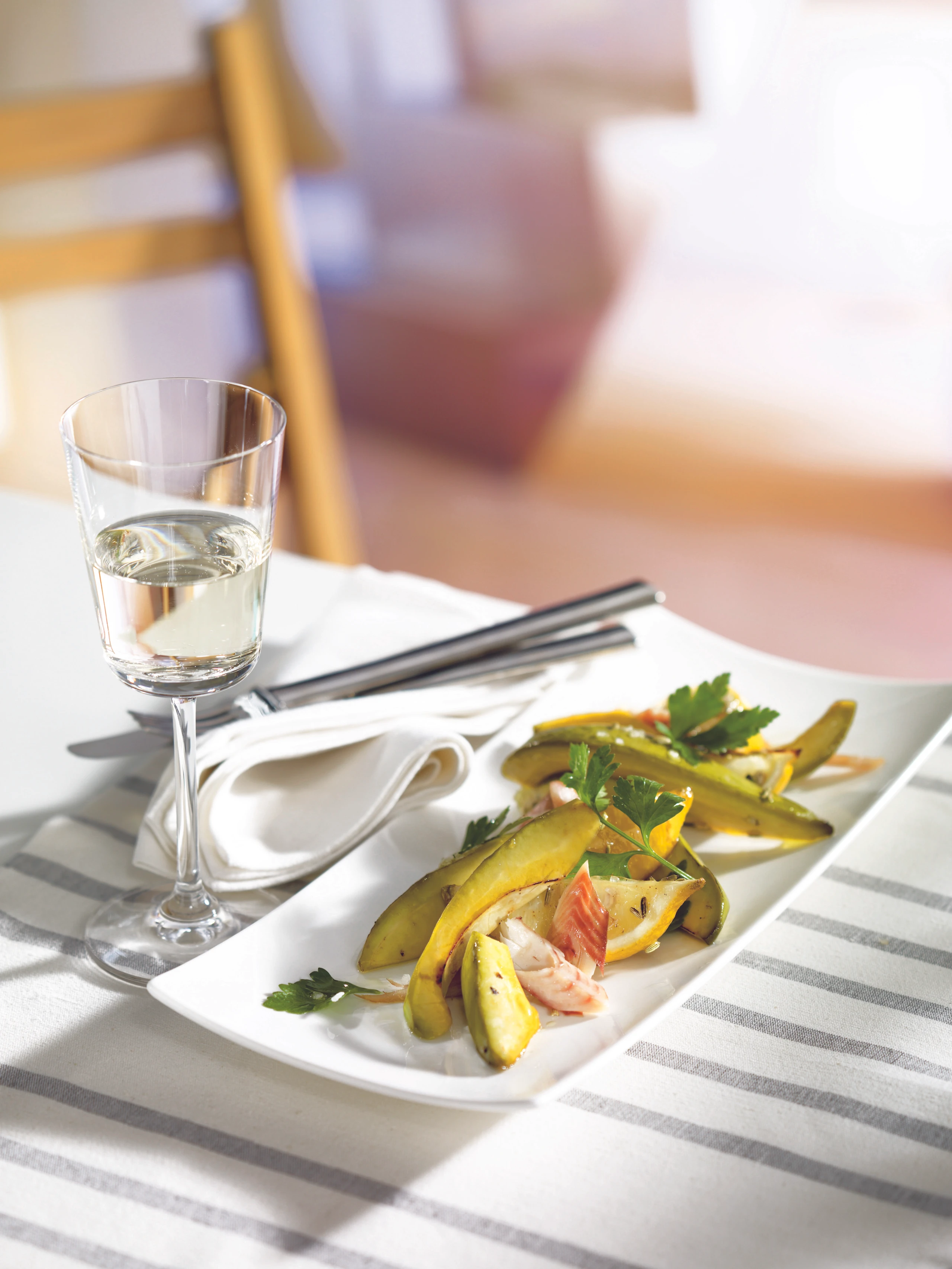 Warmer Avocado Forellen Salat