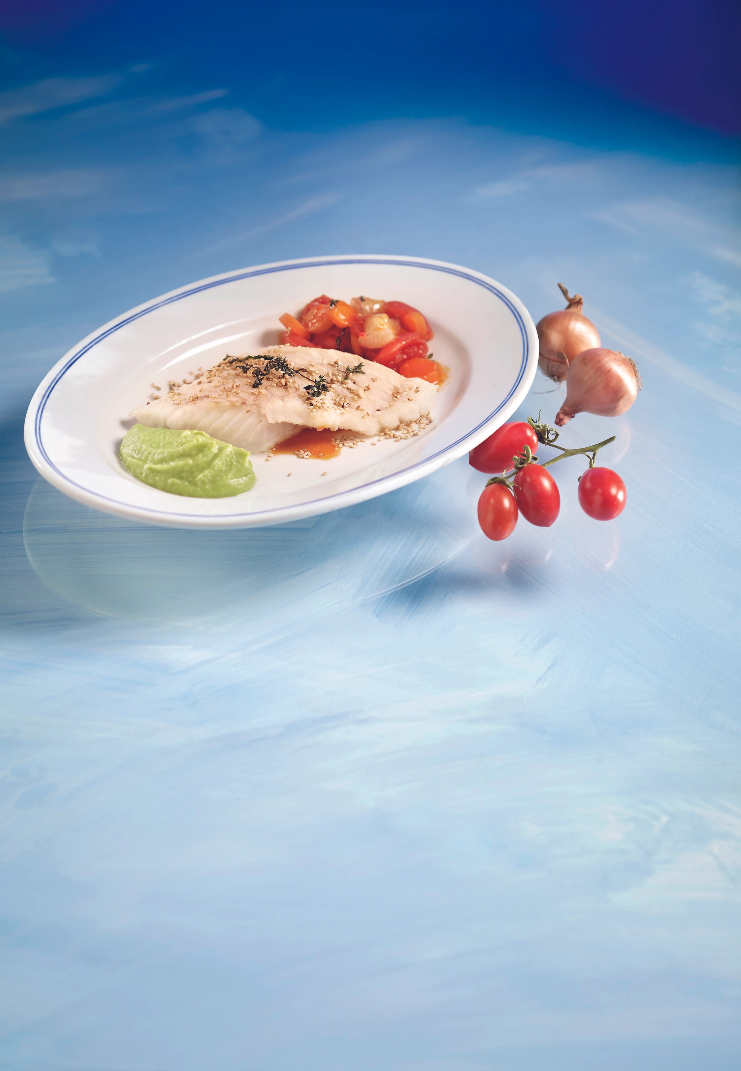 Kabeljau mit Sesam und Erbsenpüree