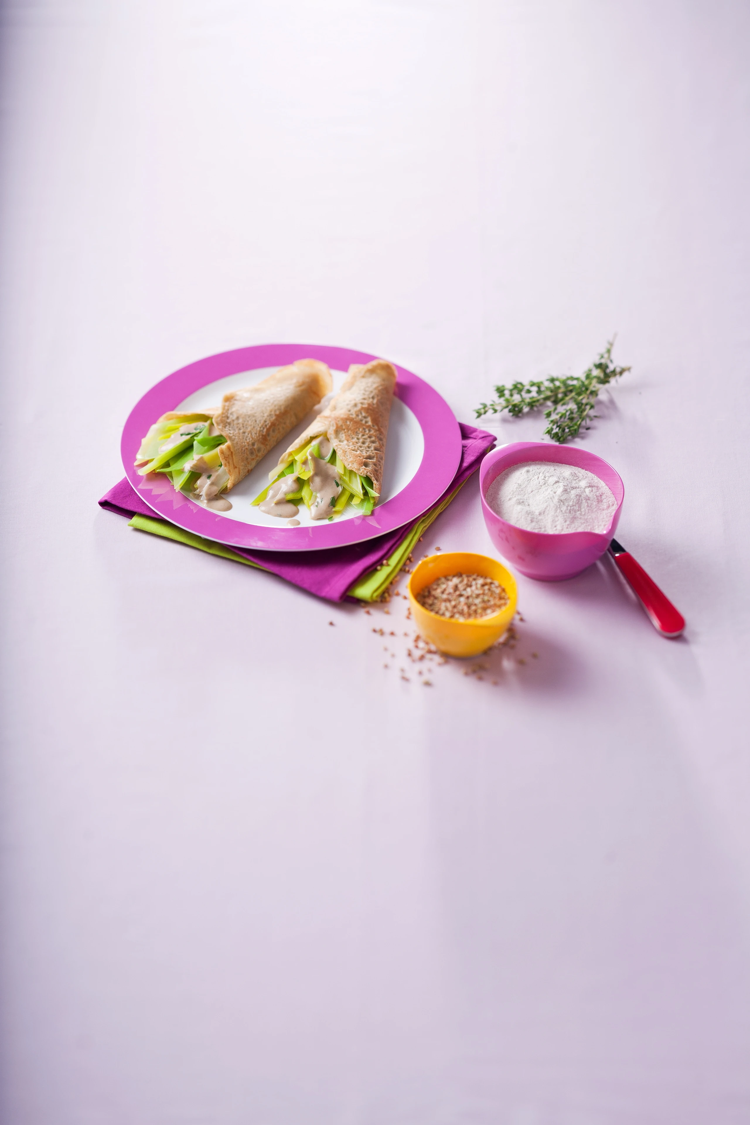 Buchweizen-Crêpes mit Steinpilzsauce und Lauch