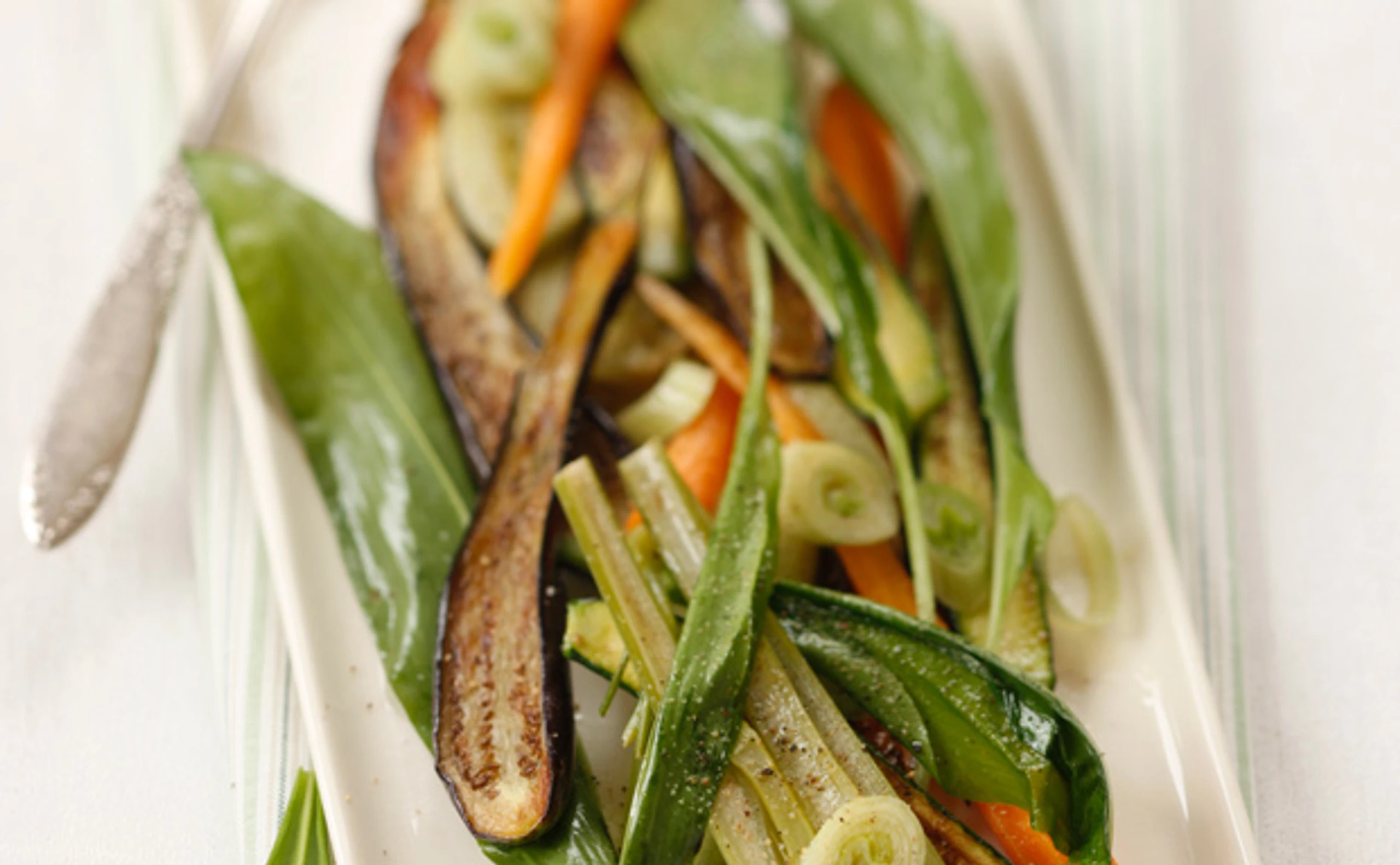 Gebratenes Gemüse mit Bärlauch