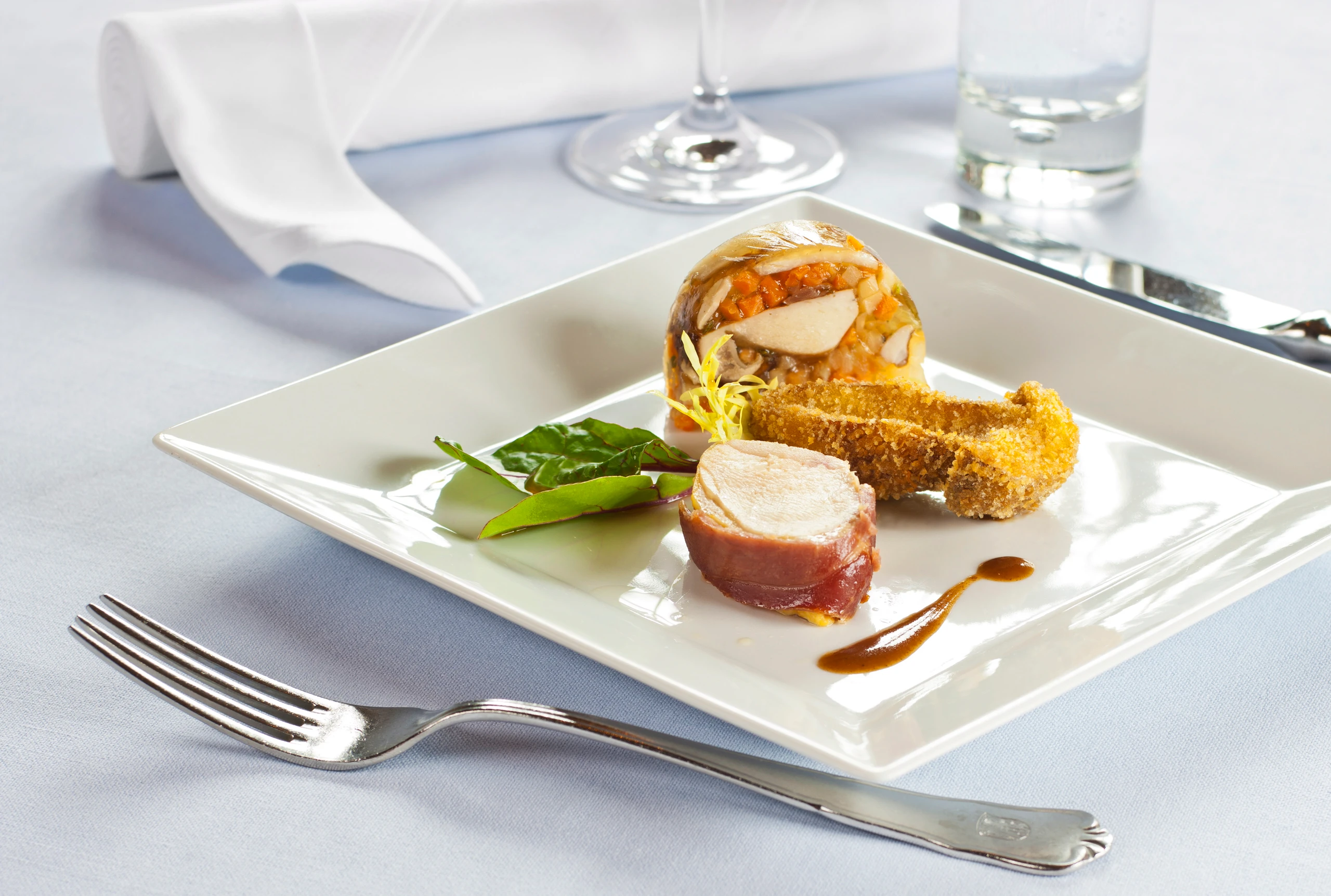 Hühnerfilet mit Schinken und Steinpilzen