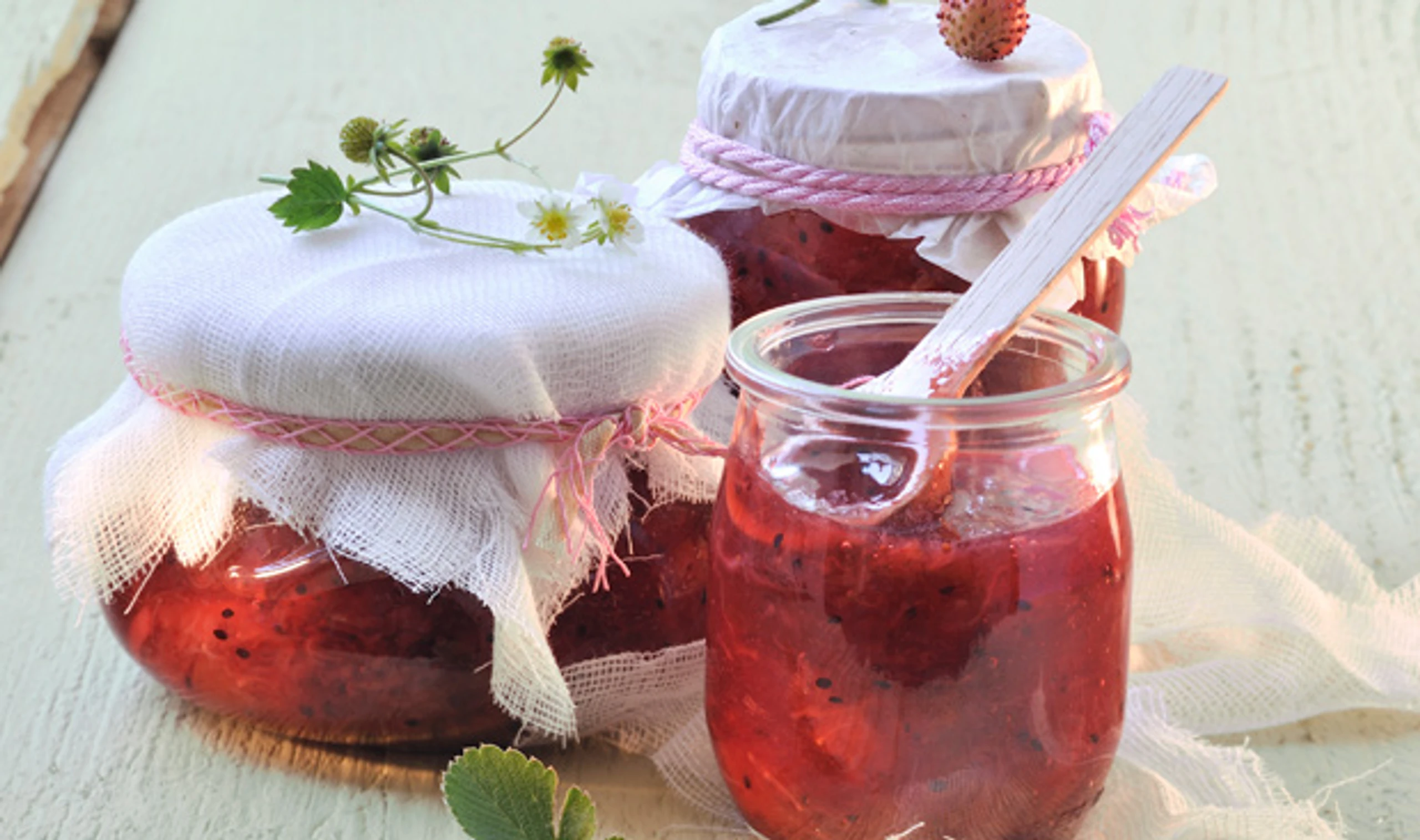 Kiwi-Erdbeermarmelade mit Ingwer