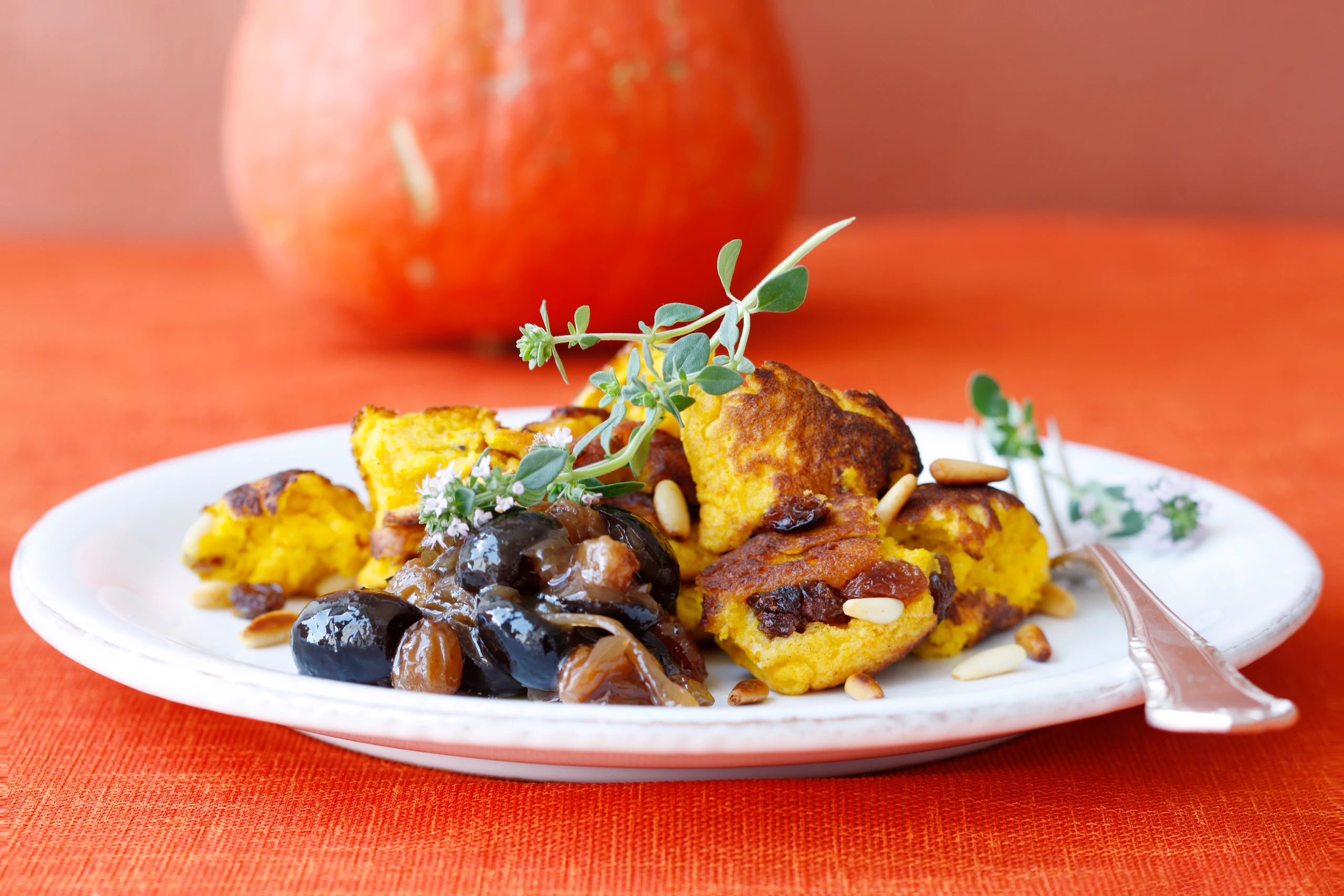 Kürbisschmarren mit Olivenröster