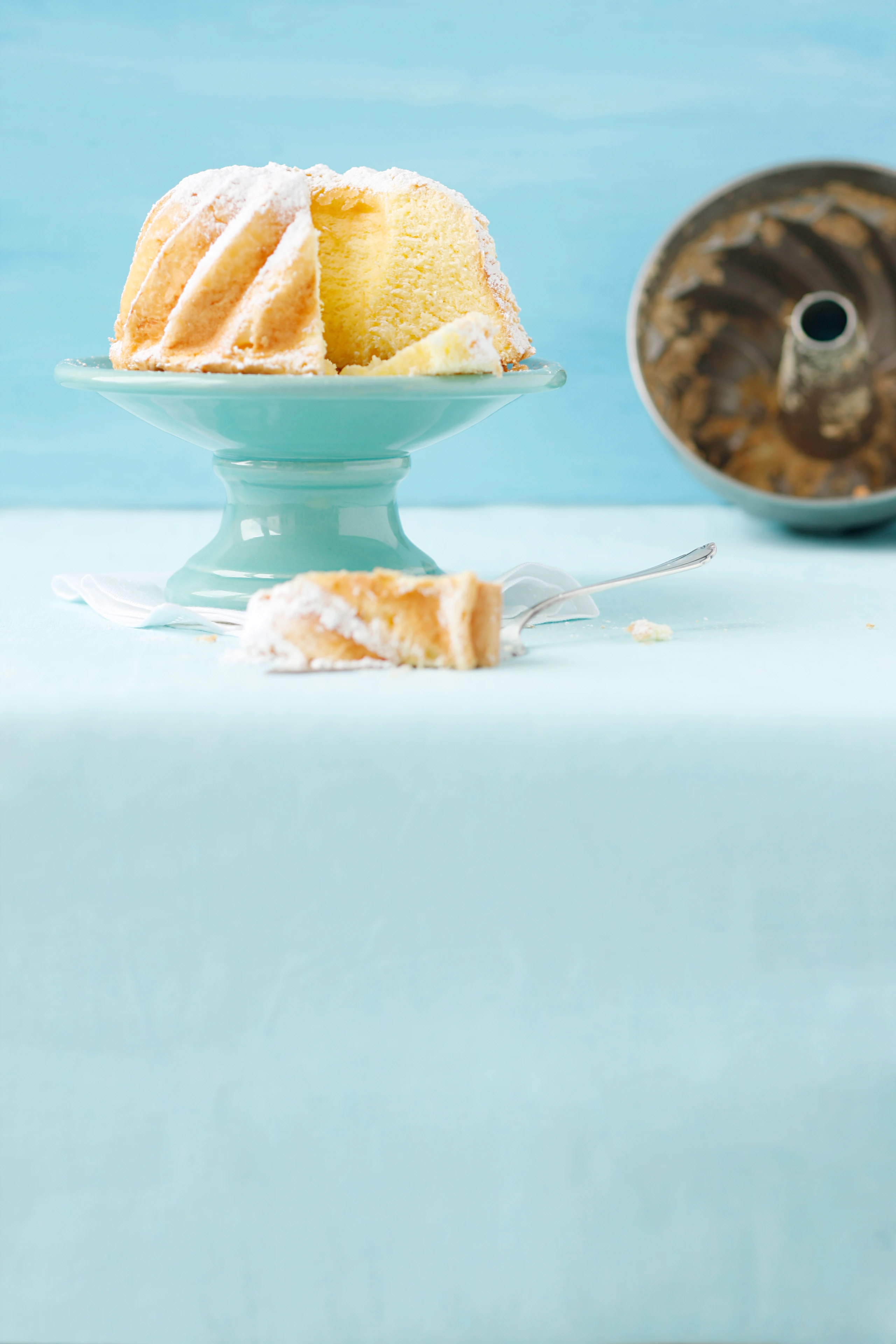 Lockerer Erdäpfelmehl-Gugelhupf